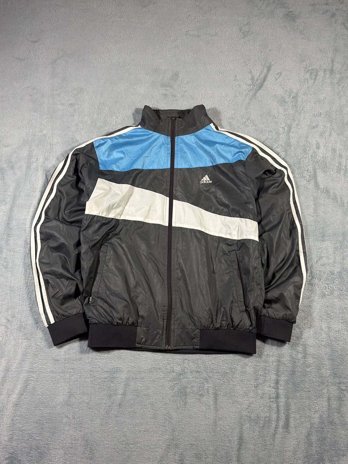 Adidas track jacket Windbreaker Adidas Vintage Retro 90s taglia L Size US L / EU 52-54 / 3 - 1 Thumbnail