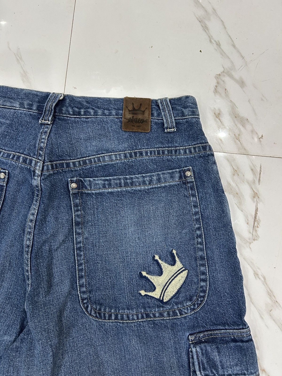 JNCO Rare JNCO Cargo jorts Crown Size US 40 / EU 56 - 6 Thumbnail