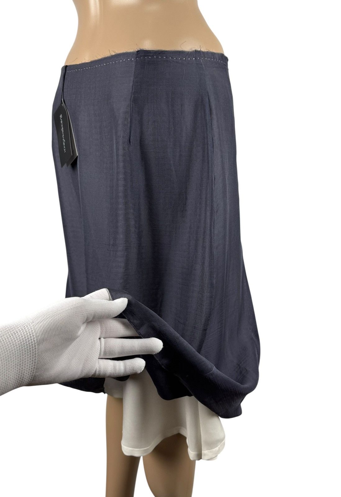Other Rajesh Pratap Singh Silk Skirt Knee Length Size 30" / US 8 / IT 44 - 8 Thumbnail