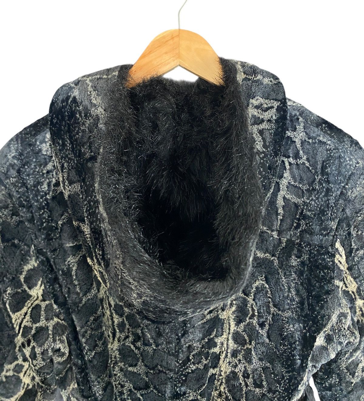 Tornado Mart Very Rare Vintage Tornado Mart Snake Skin Velvet Parka 1990s Size US L / EU 52-54 / 3 - 5 Thumbnail