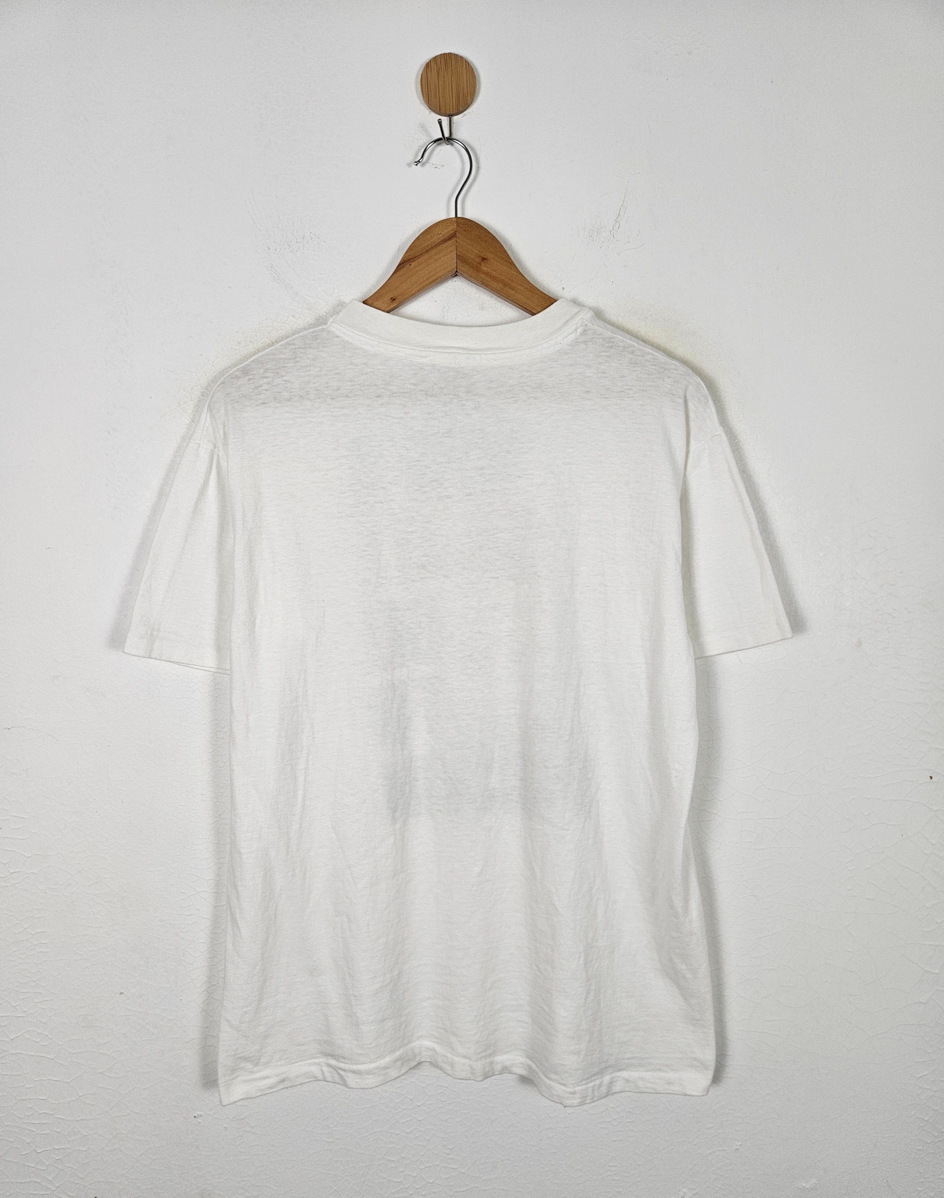 Thrasher Vintage Thrasher Mark Gonzalez Use A Skate 80s shirt Size US L / EU 52-54 / 3 - 4 Thumbnail