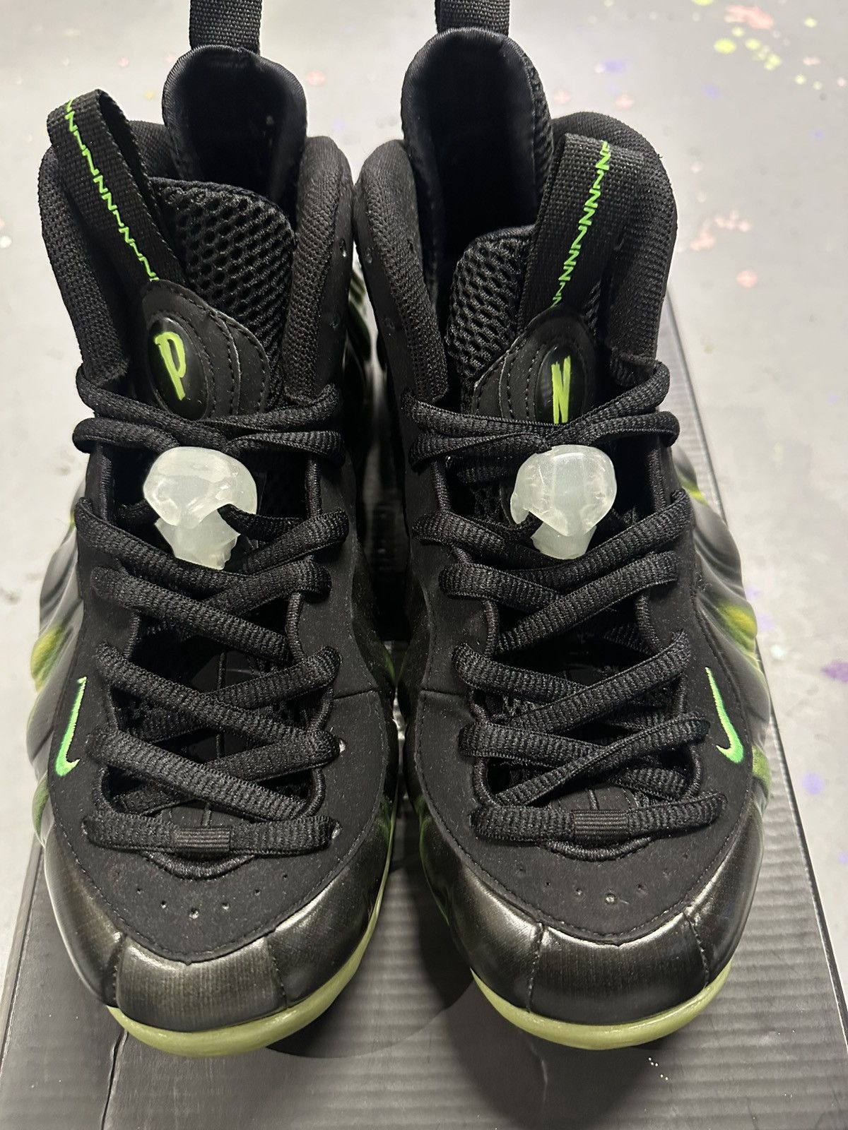 Nike Nike Air Foamposite One 'ParaNorman'. Size US 8 / EU 41 - 2 Thumbnail