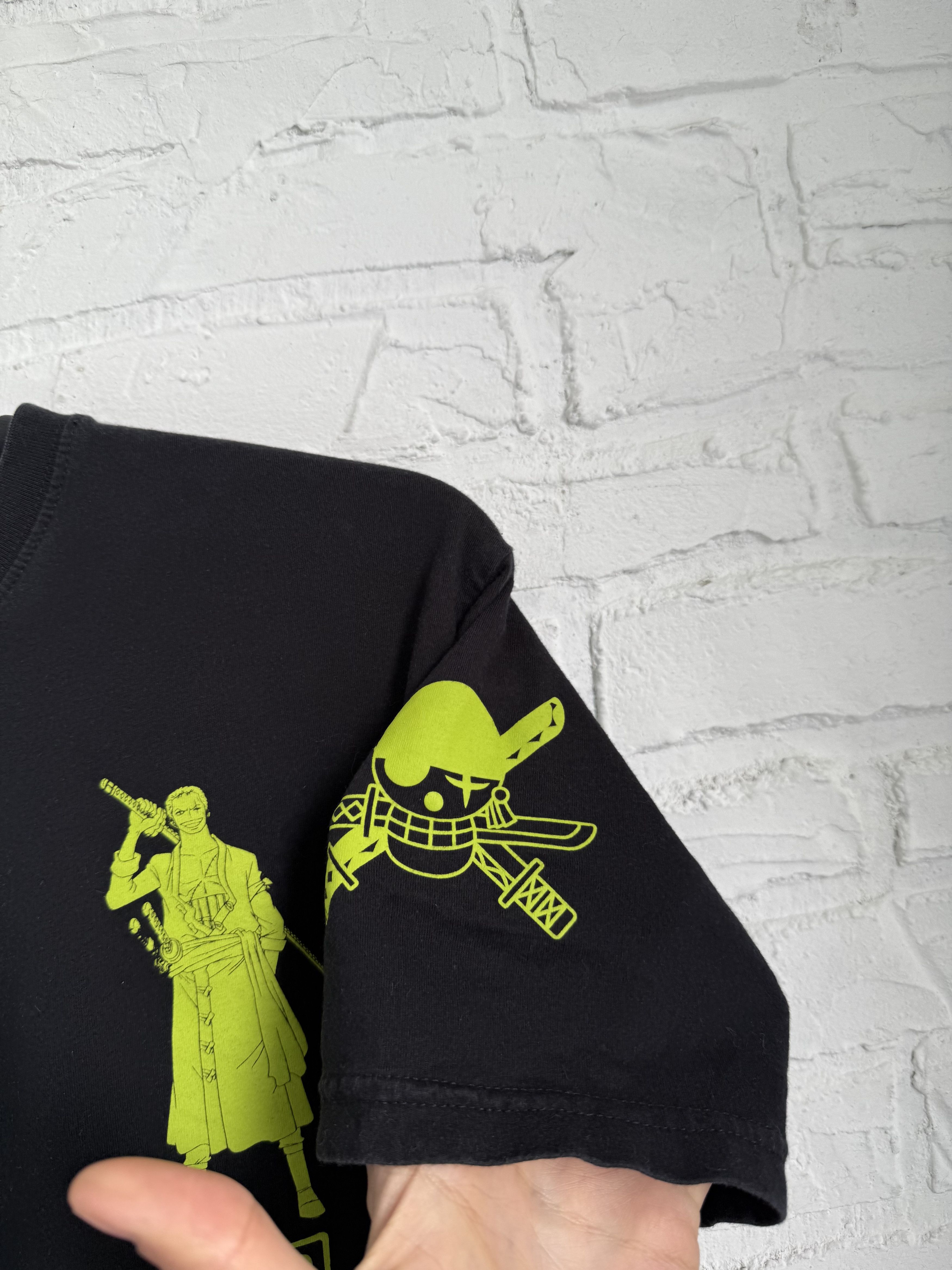 Anime × Japanese Brand × Vintage Vintage 2000s One piece Zoro Anime manga t-shirt Size US M / EU 48-50 / 2 - 5 Thumbnail