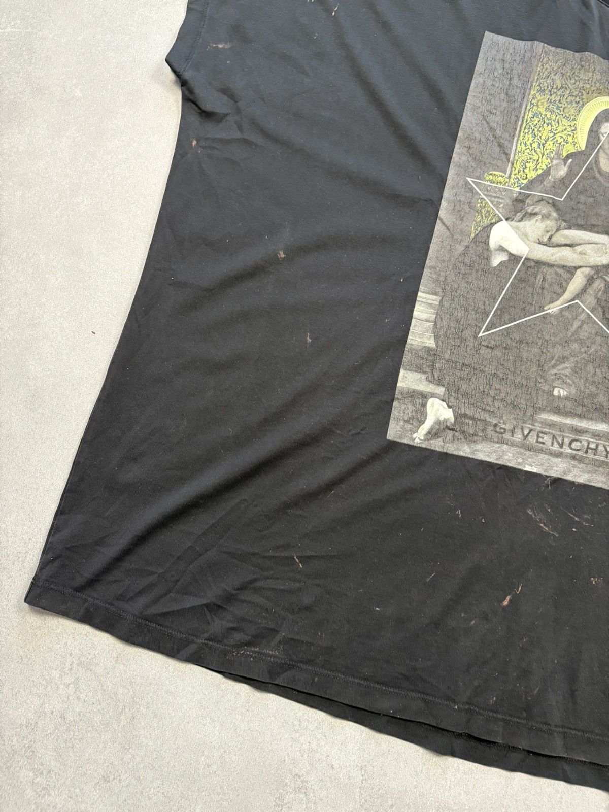 Givenchy Givenchy Oversized Sleeveless Pietà Print Top Black Rare Tee Size US XS / EU 42 / 0 - 3 Thumbnail