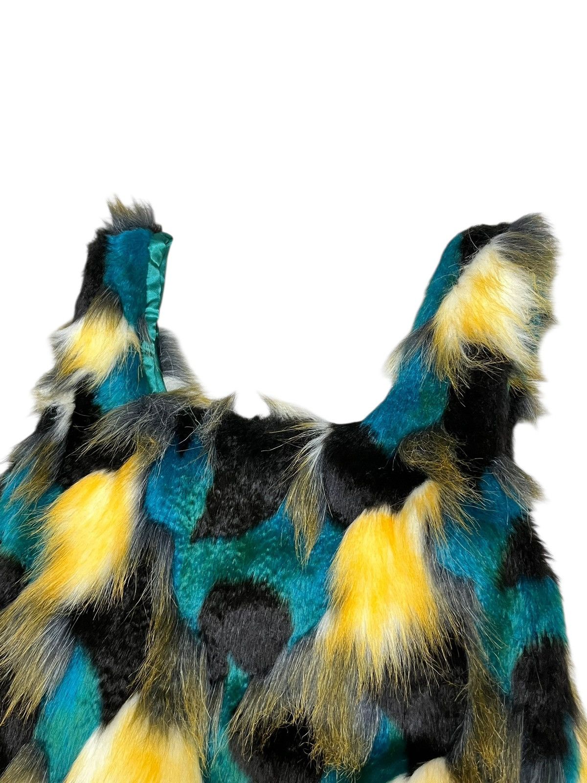 United Colors Of Benetton 🔥Benetton Faux Fur Magnetic Closure Tote Y2K LGB IF 6 9 Size ONE SIZE - 8 Thumbnail