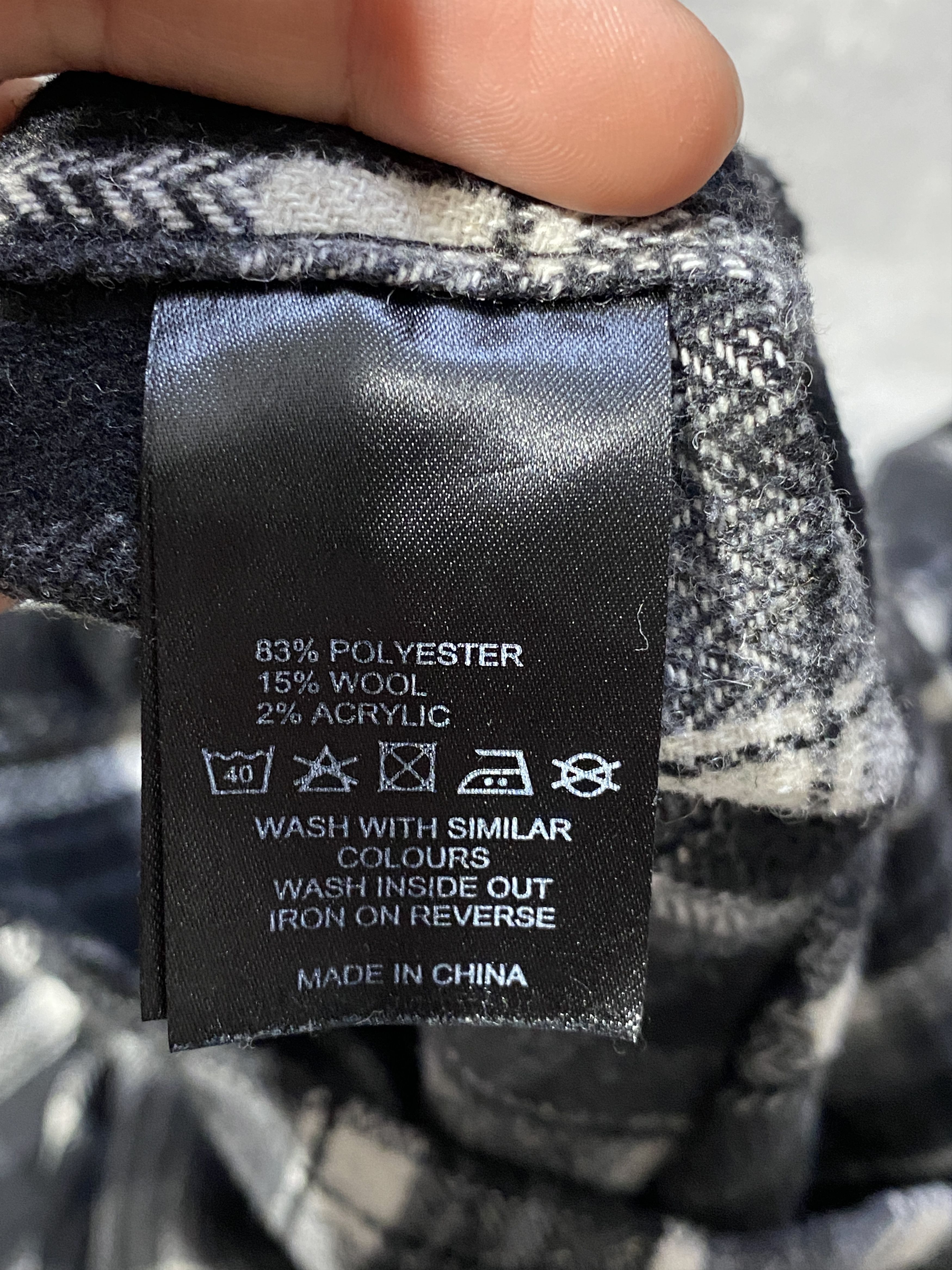 Japanese Brand Vintage Y2K Maison Cinqcent Wool Flannel Shirt Size US S / EU 44-46 / 1 - 7 Thumbnail