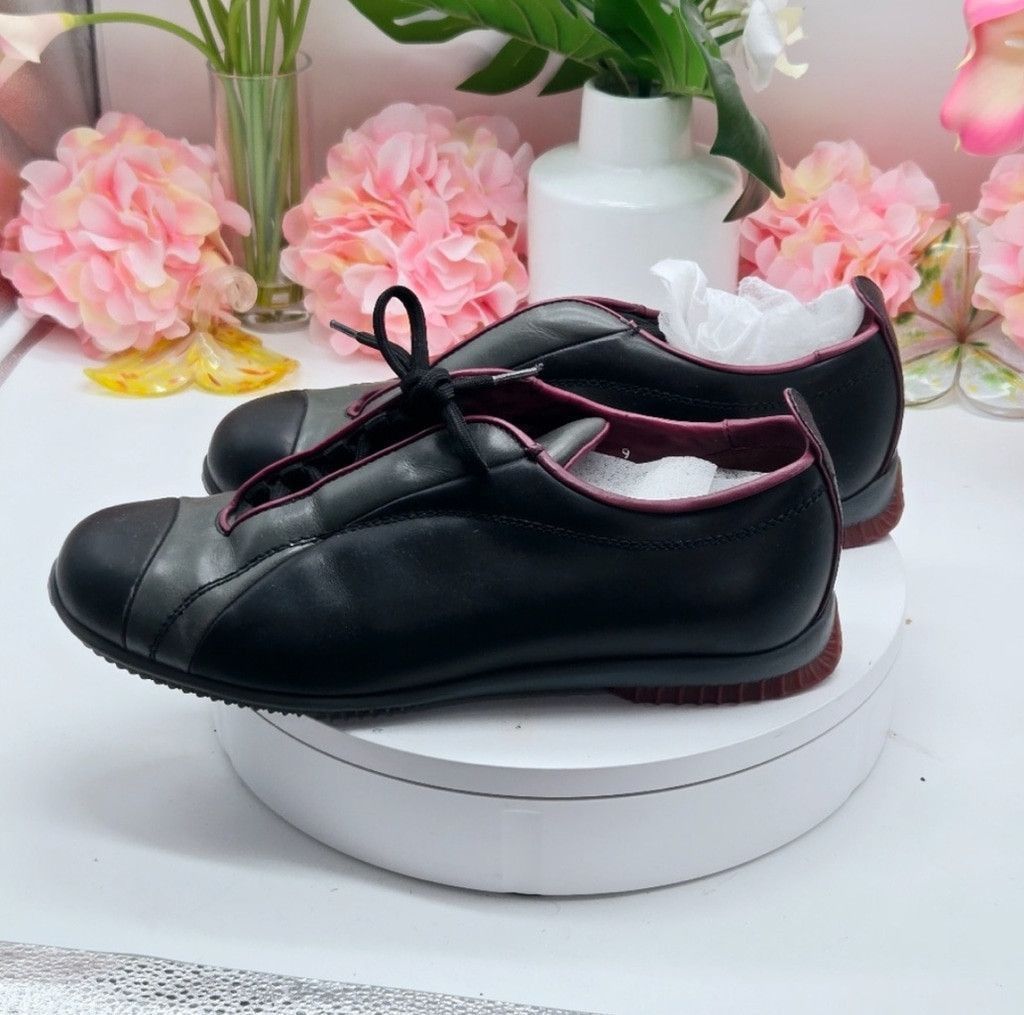 Prada Prada 3-1506 Gray Burgundy Sneakers Sz 9 fits 10 Italy Size US 8 / IT 38 - 3 Thumbnail