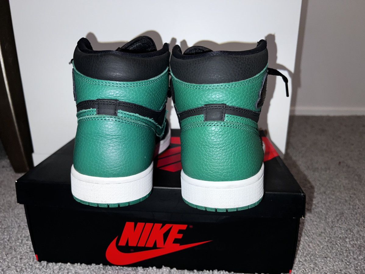 Designer × Jordan Brand × Nike Jordan 1 retro high pine green black Size US 9 / EU 42 - 2 Thumbnail