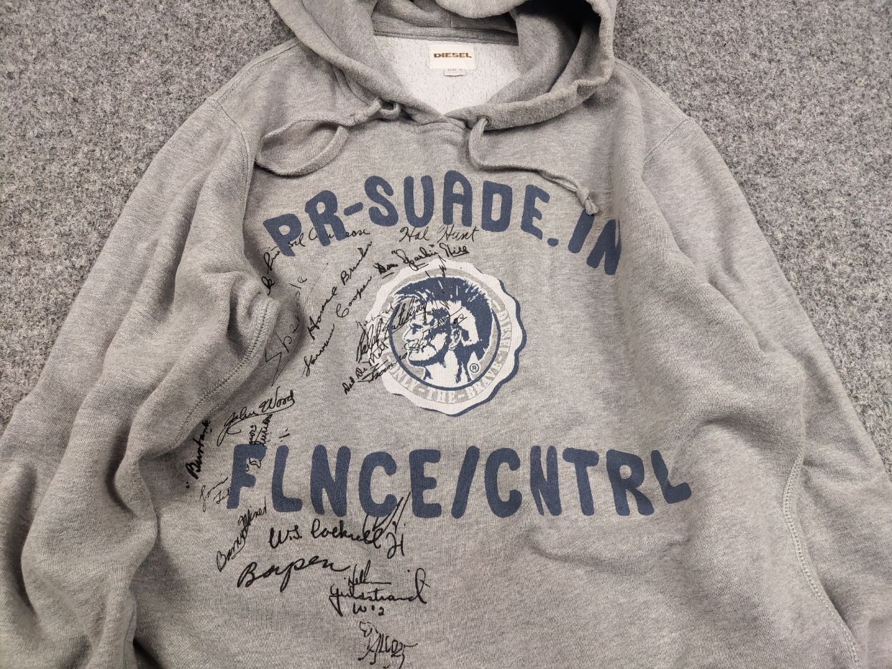 Diesel Vintage Diesel Logo Gray Hoodie Y2K Style Size US M / EU 48-50 / 2 - 9 Thumbnail