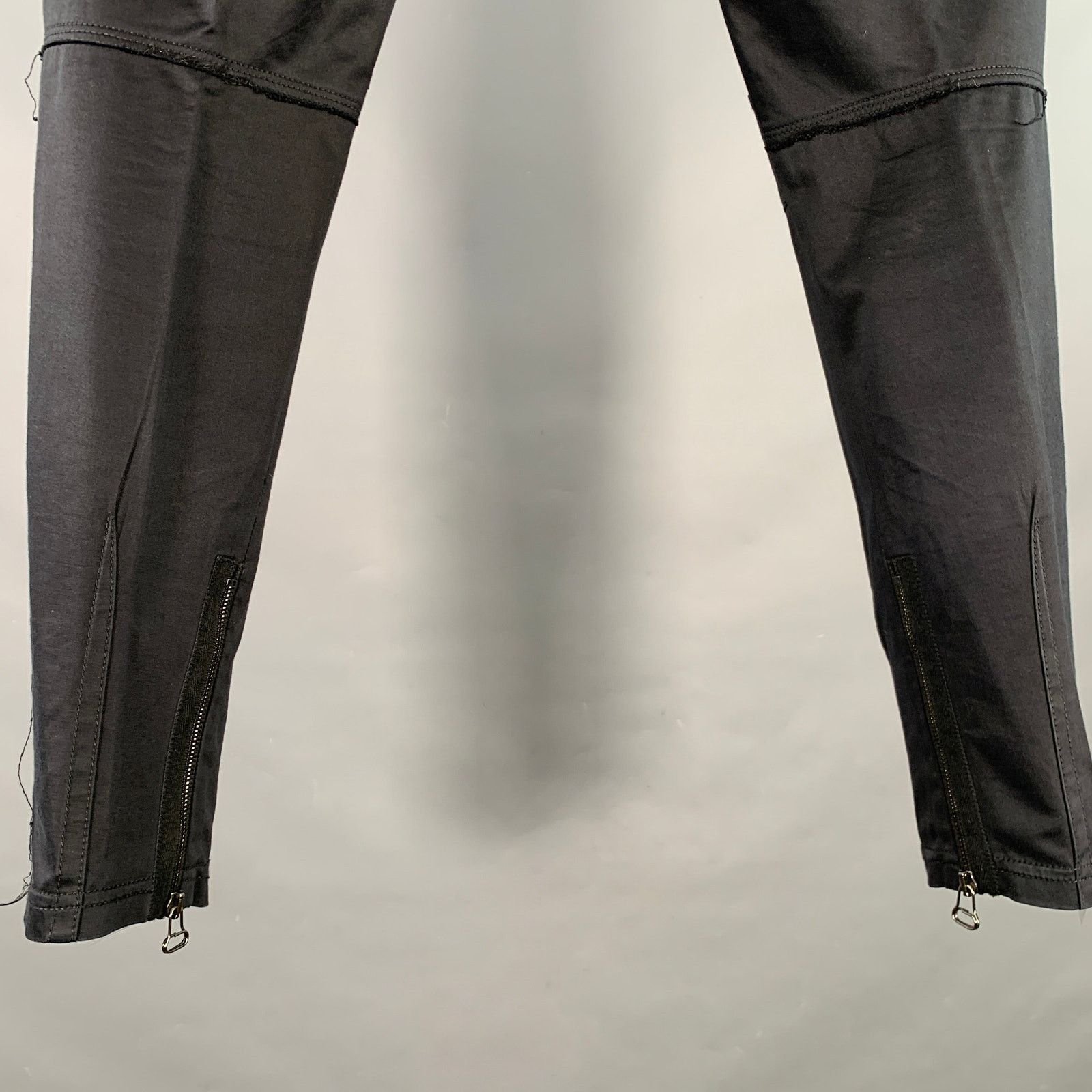 Lanvin Size 32 Black Cotton Blend Ankle Zip Flat Front Dress Pants Size US 32 / EU 48 - 4 Thumbnail