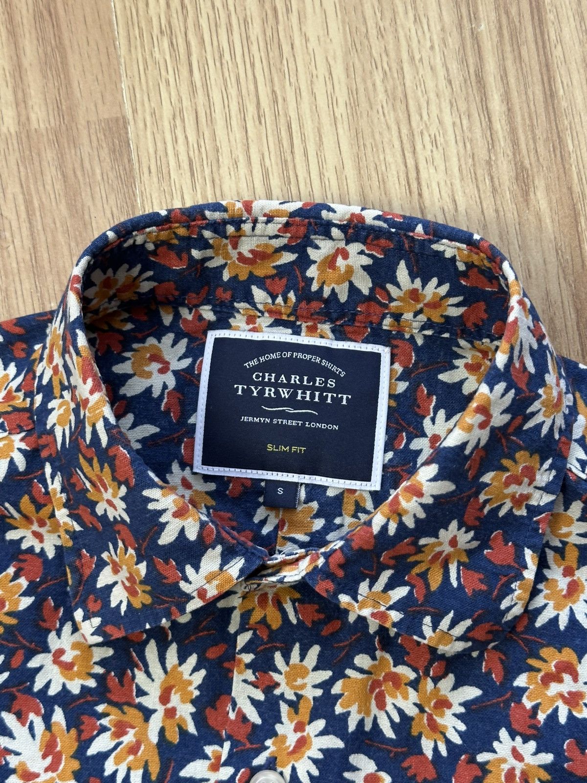 Charles Tyrwhitt 🔥 Charles Tyrwhitt Floral Hawaiian Linen Button Up Shirt Size US S / EU 44-46 / 1 - 3 Thumbnail