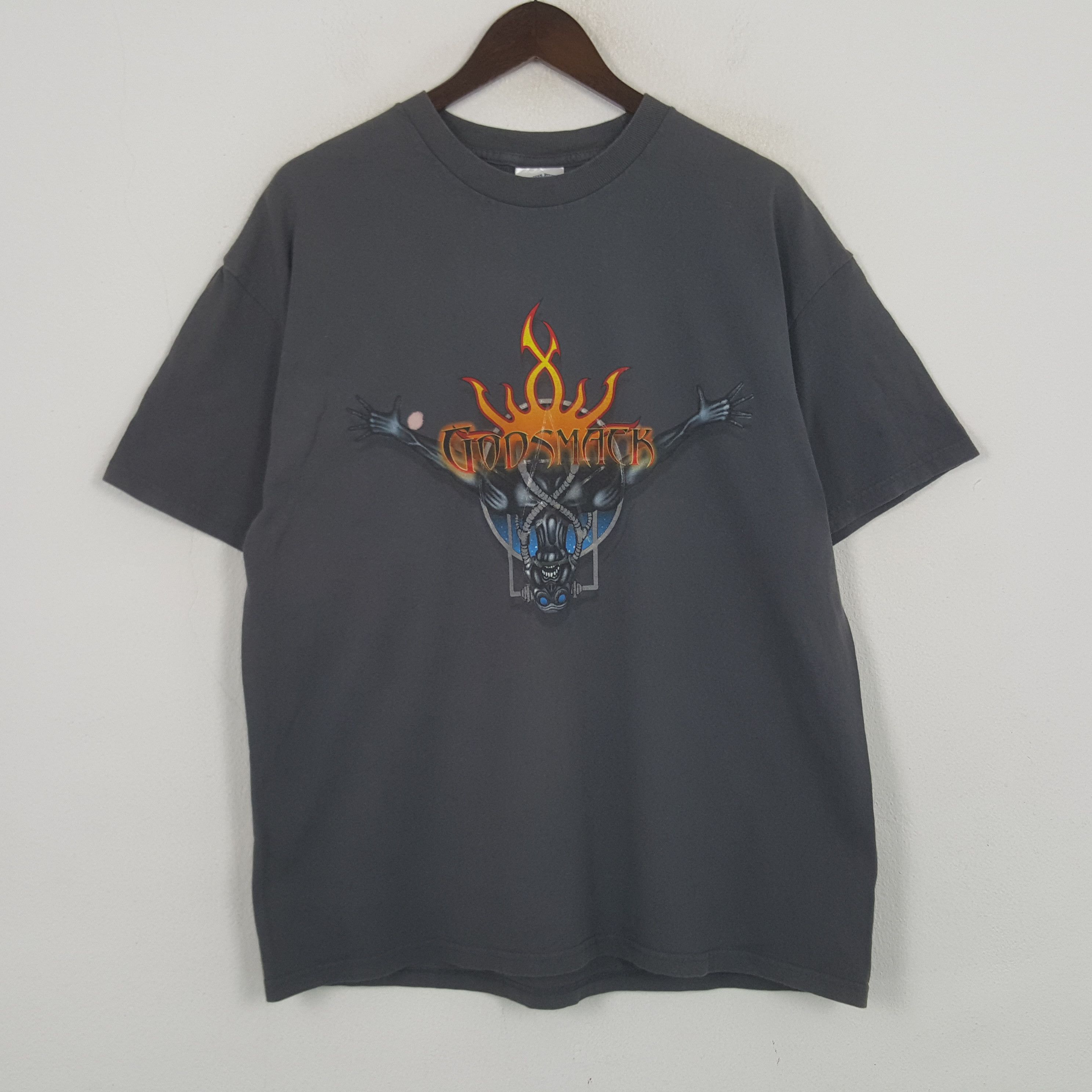 Band Tees Vintage Godsmack American Rock Band Tshirt Size US XL / EU 56 / 4 - 1 Thumbnail