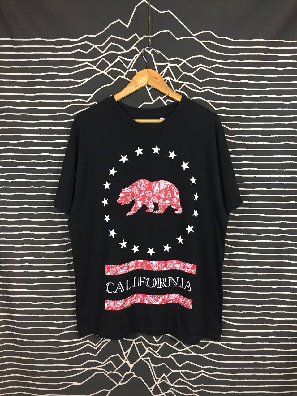California Republic × Vintage California Republic Grizzly Bear Red Bandana Logo Tee Size US XL / EU 56 / 4 - 1 Thumbnail