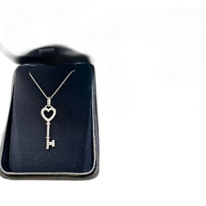 Supreme × Tiffany & Co. NEW Supreme x Tiffany's Heart Knife Key