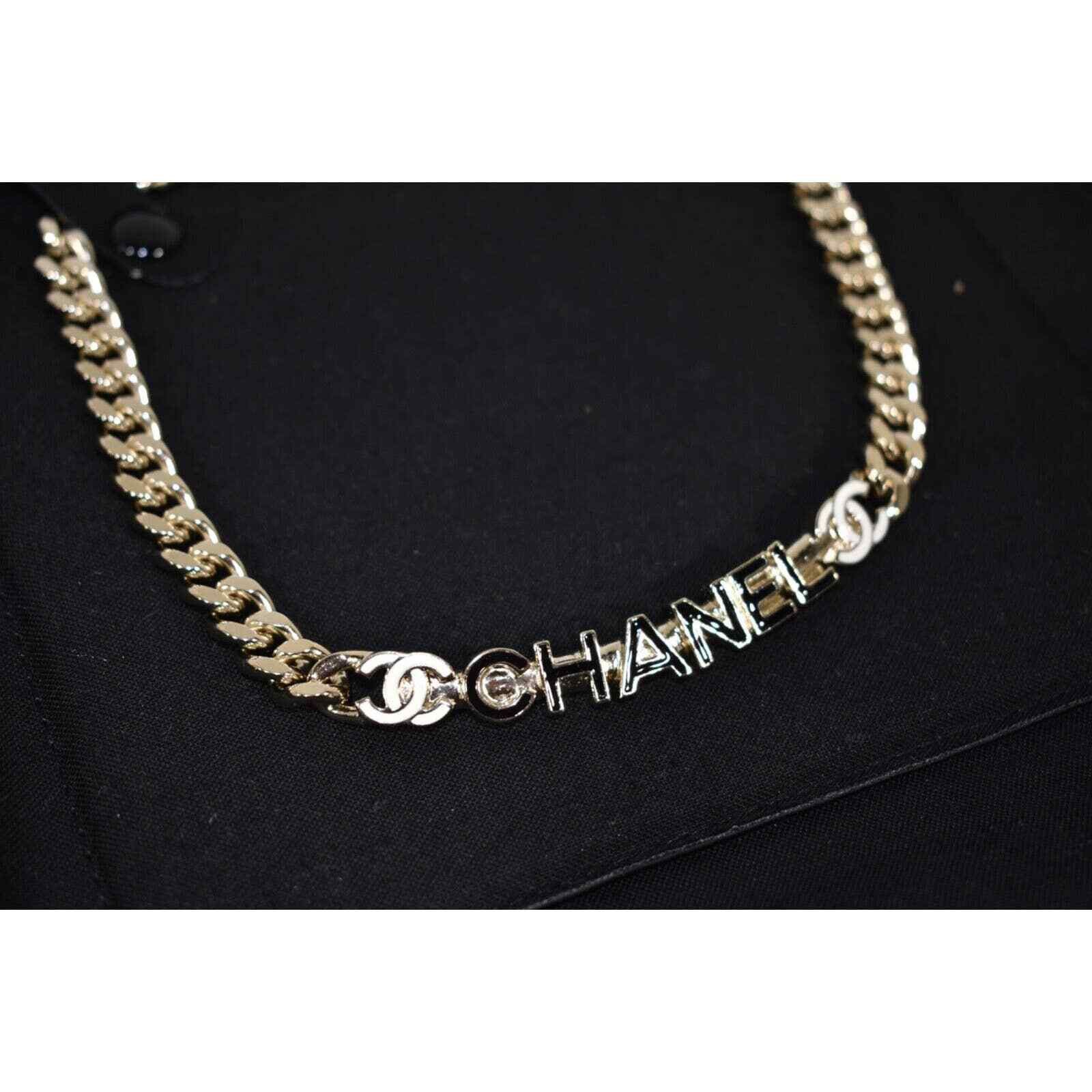 Chanel Chanel 22S Gold Name Plate CC Logo Short Choker Necklace Size ONE SIZE - 4 Thumbnail