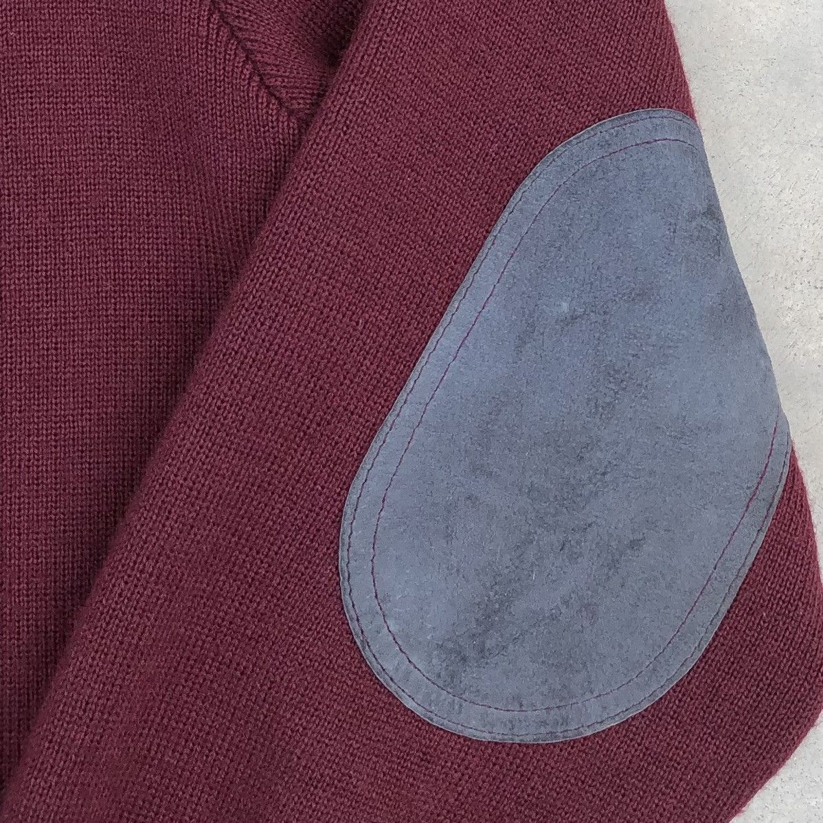 Burberry VTG Burberrys 100% Pure Wool With Burgundy Inserts Leather Size US M / EU 48-50 / 2 - 11 Thumbnail