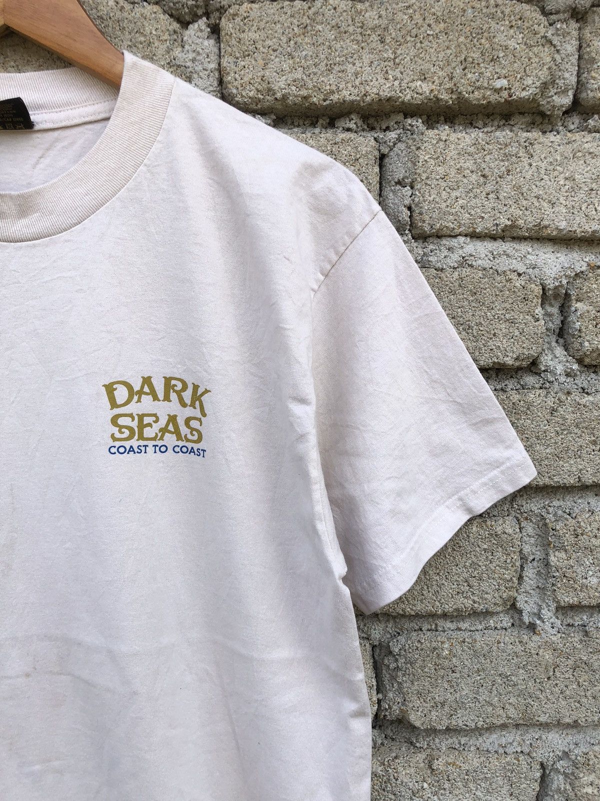Dark Seas Division Vintage Y2K Dark Seas Division Streetwear Backhit Tshirt Size US M / EU 48-50 / 2 - 10 Thumbnail