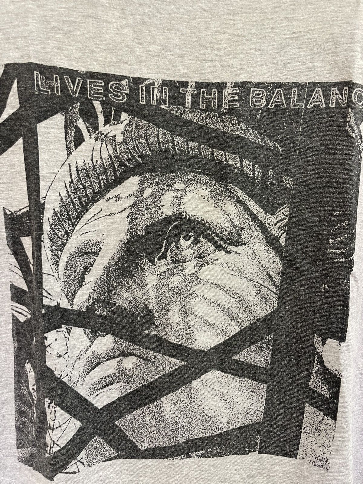 Band Tees Vintage 80s Lives In The Balance by Jackson Browne t shirt Size US L / EU 52-54 / 3 - 4 Thumbnail