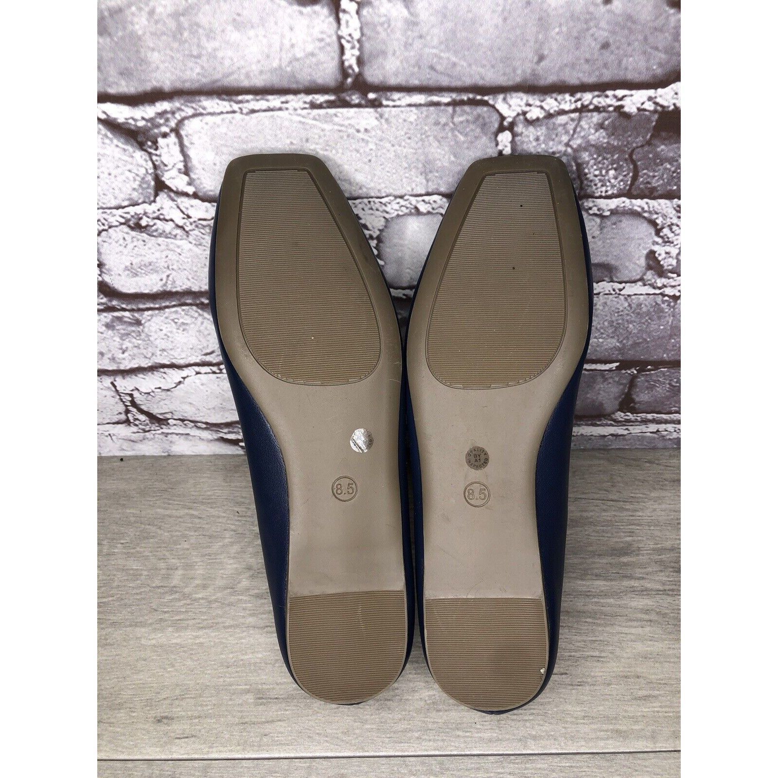 Liz Claiborne Liz Claiborne Memory Foam Navy Blue Leather Ballet Flats Wom Size US 8.5 / IT 38.5 - 10 Thumbnail