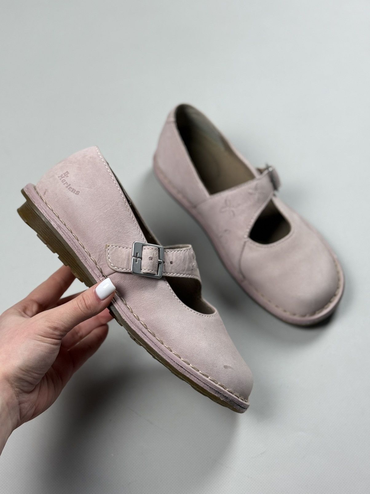 Dr. Martens Dr. Martens 3808 Mary Jane Ladies Leather Flats Sandals Size US 7 / IT 37 - 4 Thumbnail