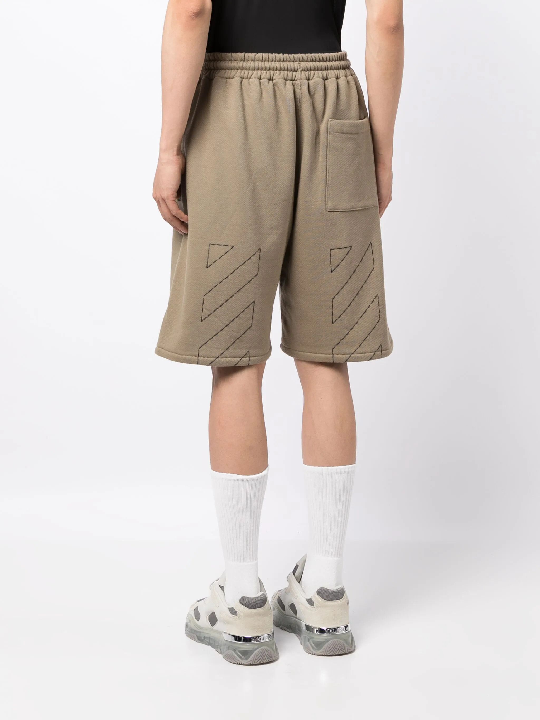 Off-White o1gr1nt0425 Off Stitch Skate Sweat Short in Beige Size US 32 / EU 48 - 4 Thumbnail