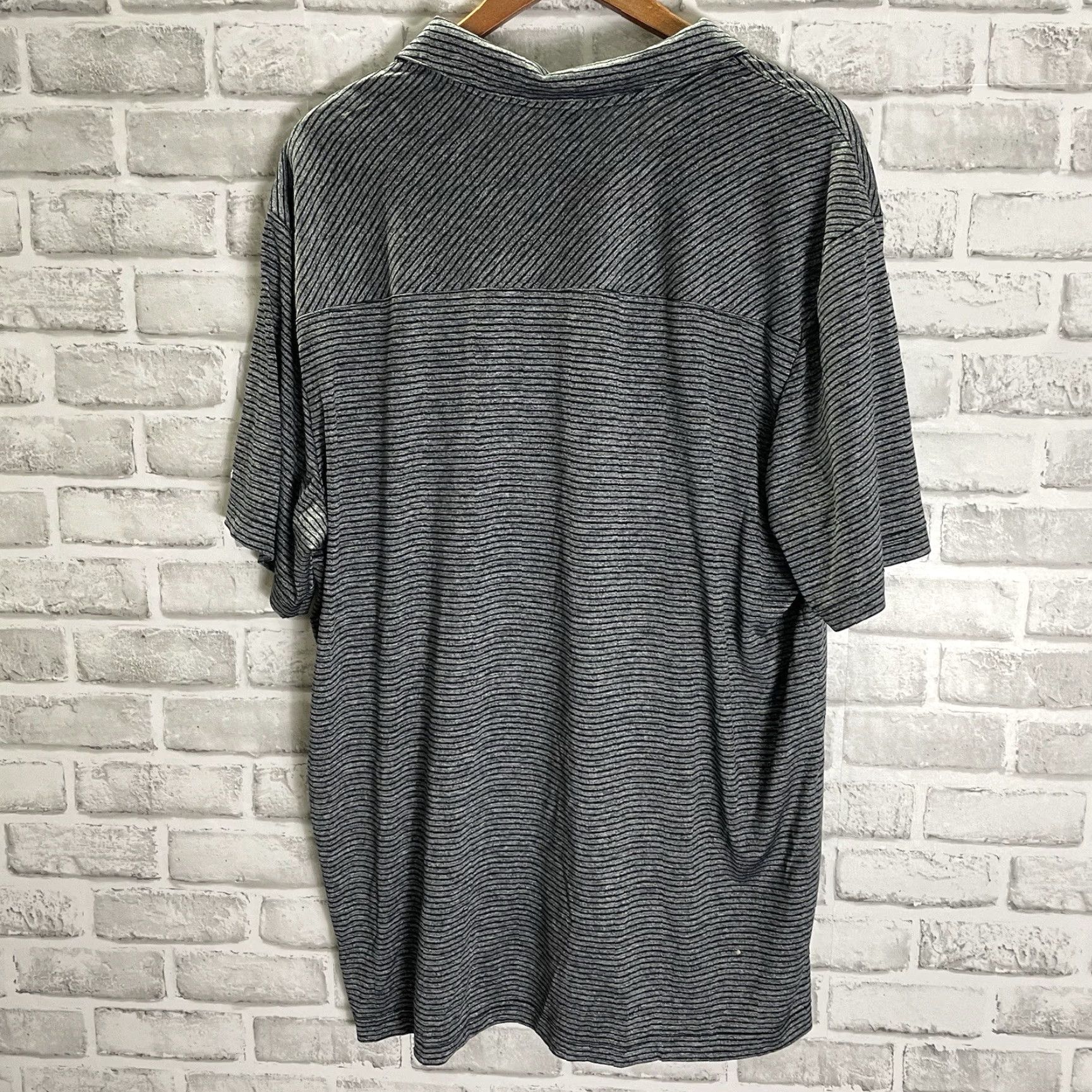 Adidas Adidas Golf Gray Striped Polo Shirt Mens 2XL Athletic Shirt Polo Golf Gr ay Striped Adidas Golf Mens 2XL Size US XXL / EU 58 / 5 - 5 Thumbnail