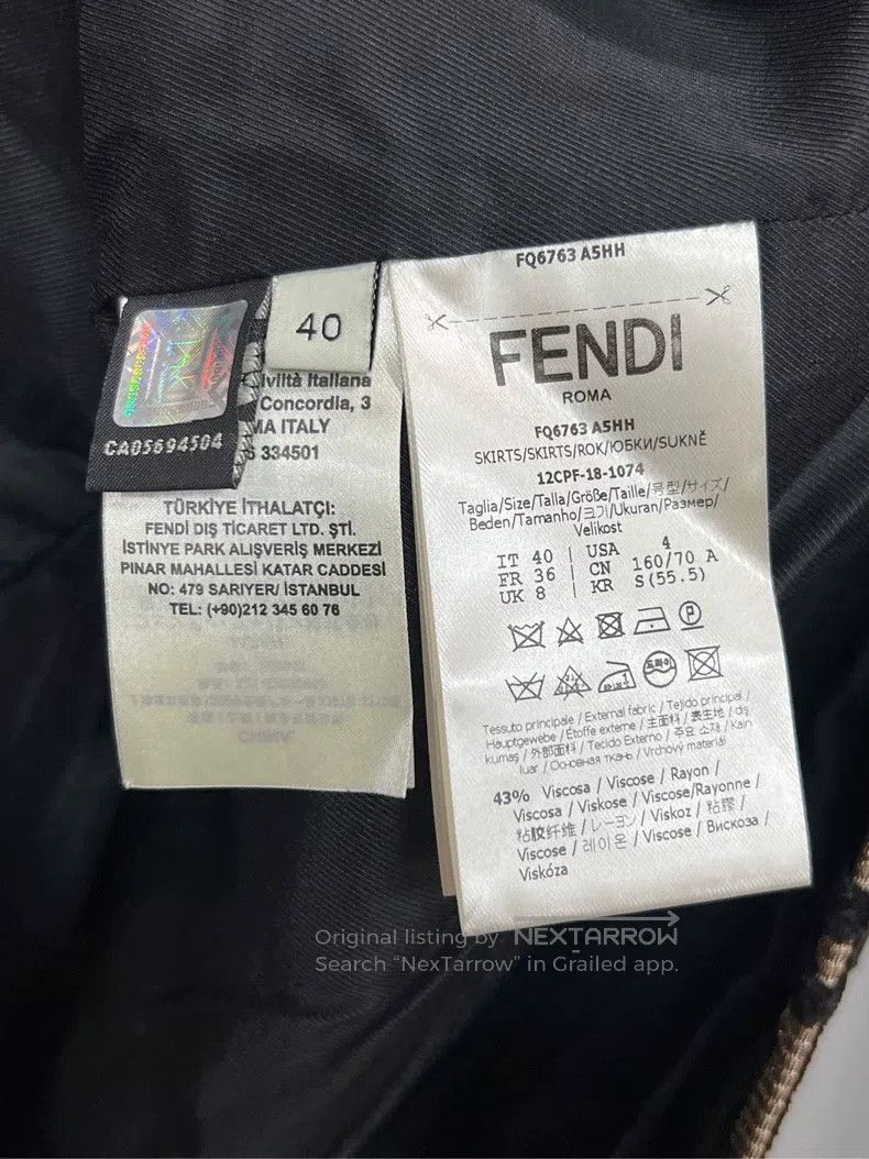 Fendi Fendi Embossed all-over print short skirt Size 24" / US 00 / IT 34 - 4 Thumbnail