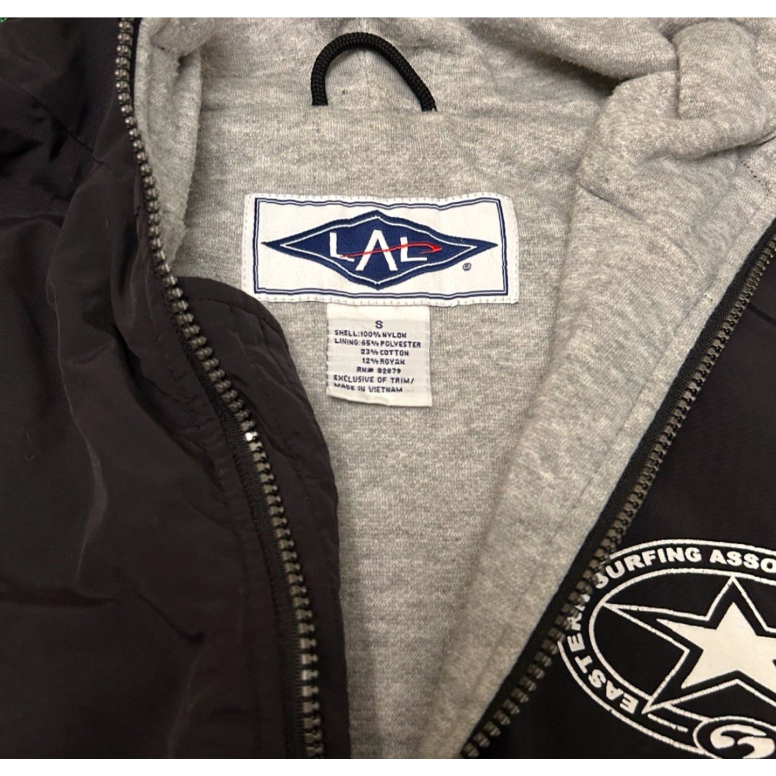 Globe VINTAGE Globe Surf Eastern Surfing Association 2005 Jacket Hoodie Mens Small Black 90s Surf Skater Vintage Size US S / EU 44-46 / 1 - 5 Thumbnail