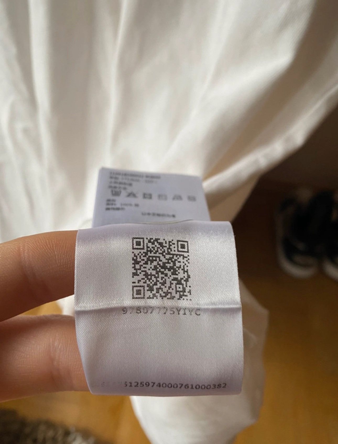 Moncler T-Shirt Moncler Off-white Printed Size US L / EU 52-54 / 3 - 8 Thumbnail