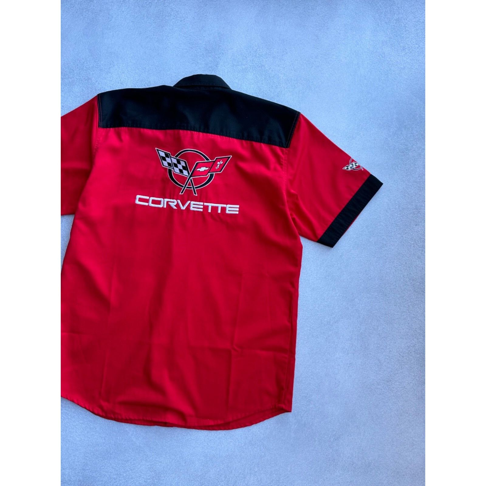 Chevrolet VTG Chevrolet Corvette Racing Red Short Sleeve Buttons Shirt Size US XL / EU 56 / 4 - 9 Thumbnail