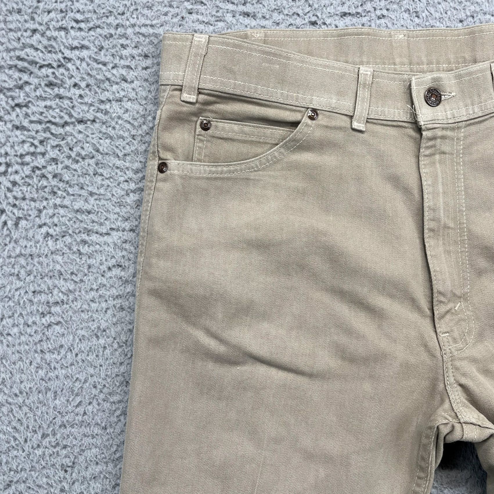 Levi's VINTAGE Levi's Pants Mens 38x32 Khaki 5-Pocket Relaxed Straight Leg USA 90s 80s Chino Stretch Casual Size US 38 / EU 54 - 3 Thumbnail