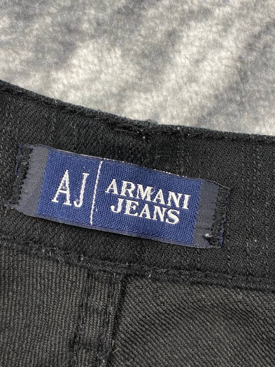 Armani Vintage Armani Jeans Denim Jeans Big Logo Men Size 32 Black Size US 32 / EU 48 - 12 Thumbnail