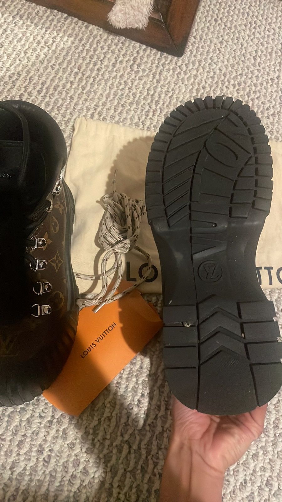 Louis Vuitton Louis Vuitton Ruby Flat Ranger Boots Size US 7.5 / IT 37.5 - 7 Thumbnail