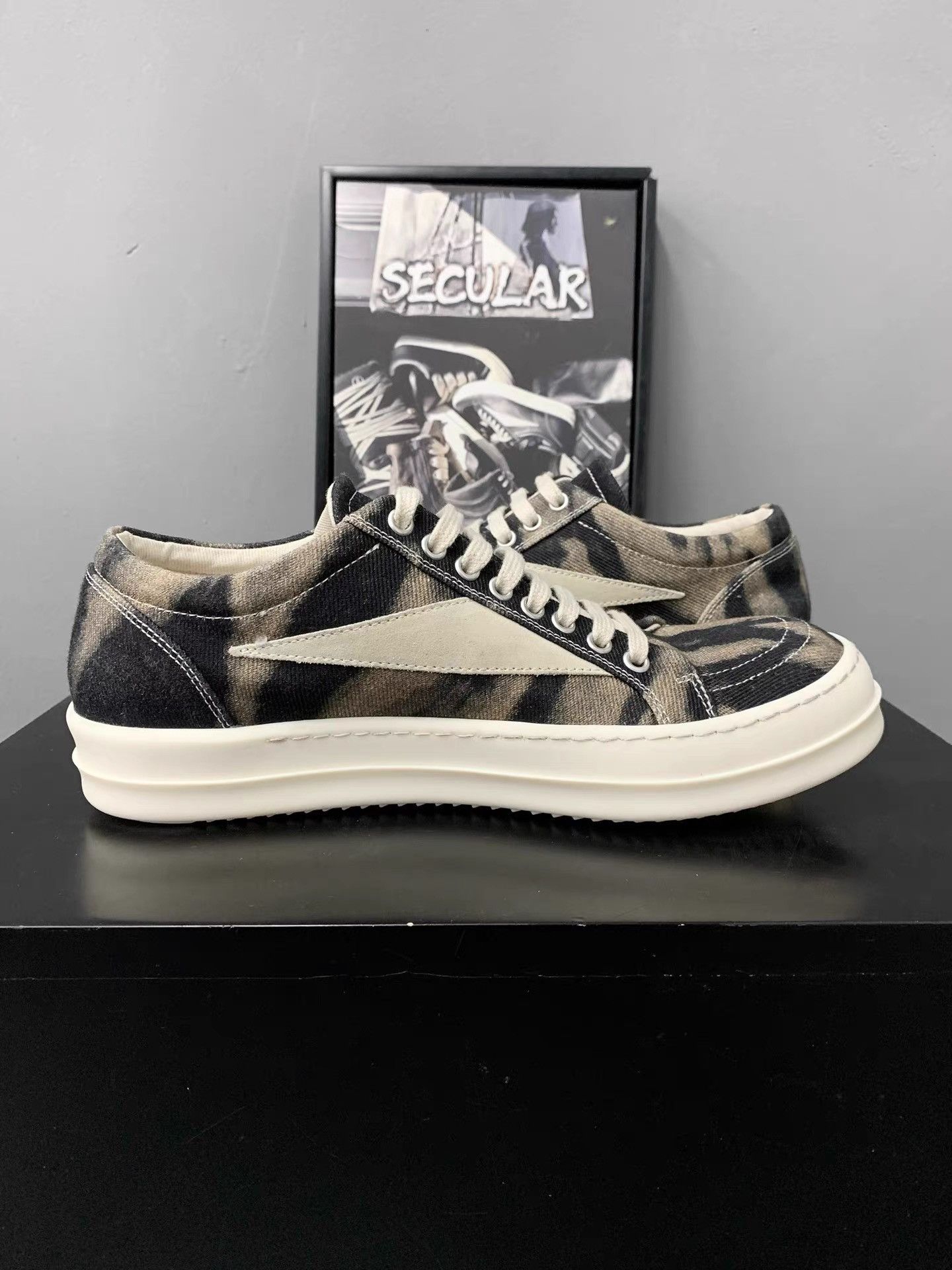 Rick Owens Rick Owens 24FW Flame Low Top Canvas Sneakers K34 Size US 8 / EU 41 - 5 Thumbnail