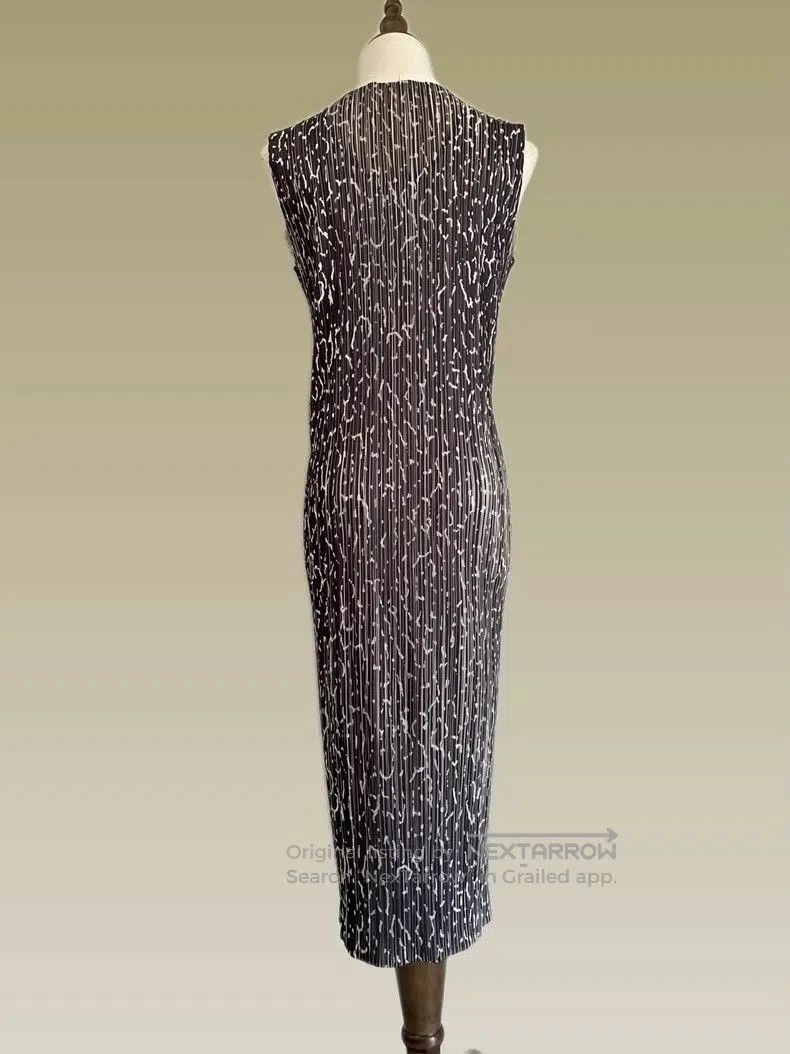 Issey Miyake Issey Miyake PP Leopard Print Dress. Size XS / US 0-2 / IT 36-38 - 3 Thumbnail