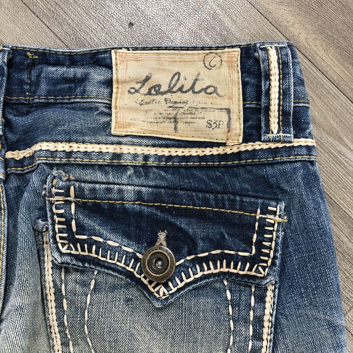 If Six Was Nine × Japanese Brand × Le Grande Bleu (L.G.B.) 2000s Lolita Jeans Distressed Faded Bootcut Flared Jeans Size US 31 - 12 Thumbnail