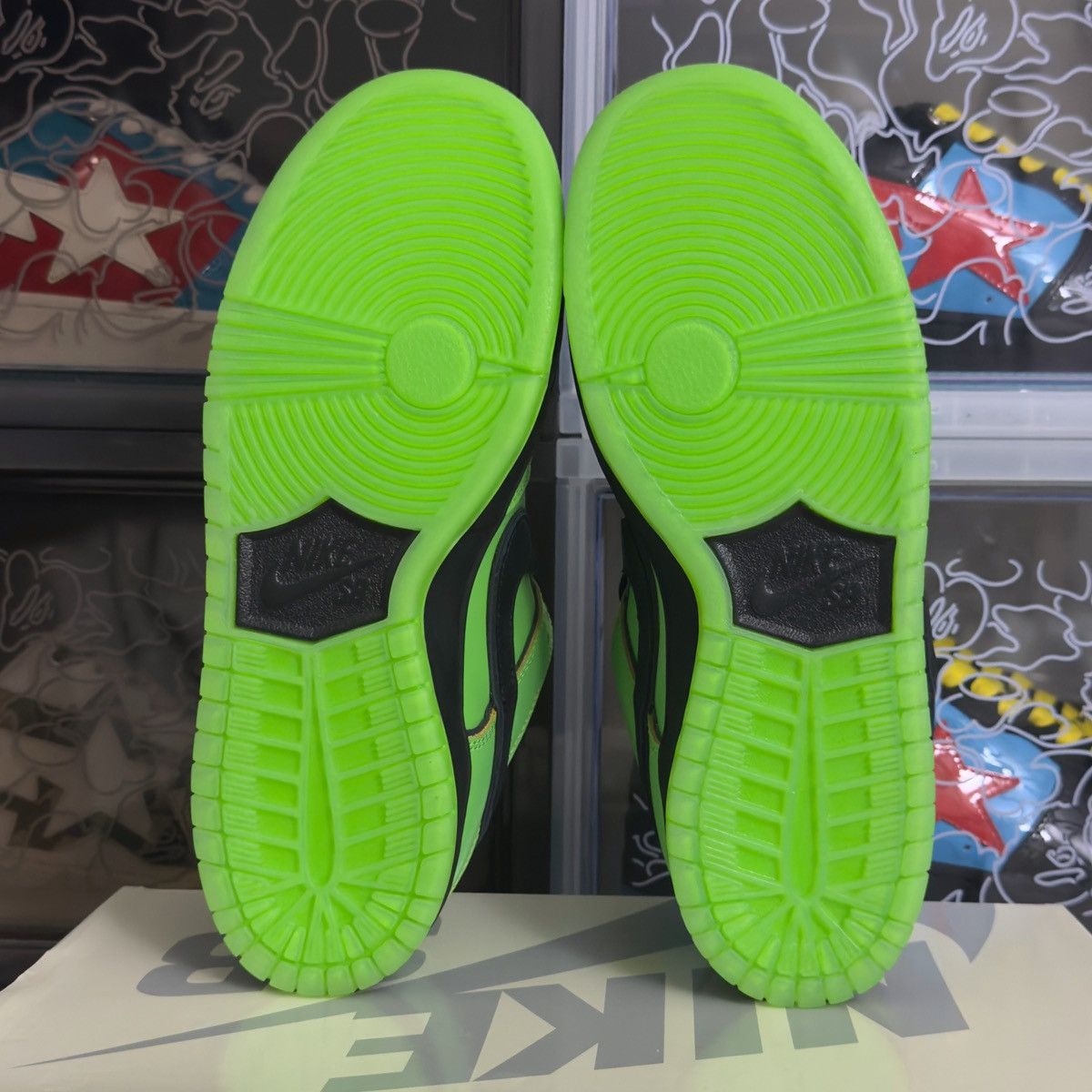 Nike SB Nike SB Dunk Low The Powerpuff Girls Buttercup 2023 Size US 7.5 / EU 40-41 - 12 Thumbnail