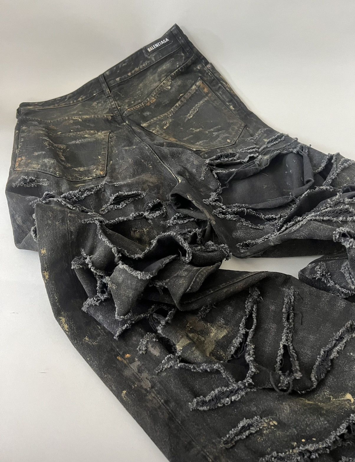 Balenciaga Balenciaga Mud Super Destroyed Baggy Jeans Size US 34 / EU 50 - 6 Thumbnail