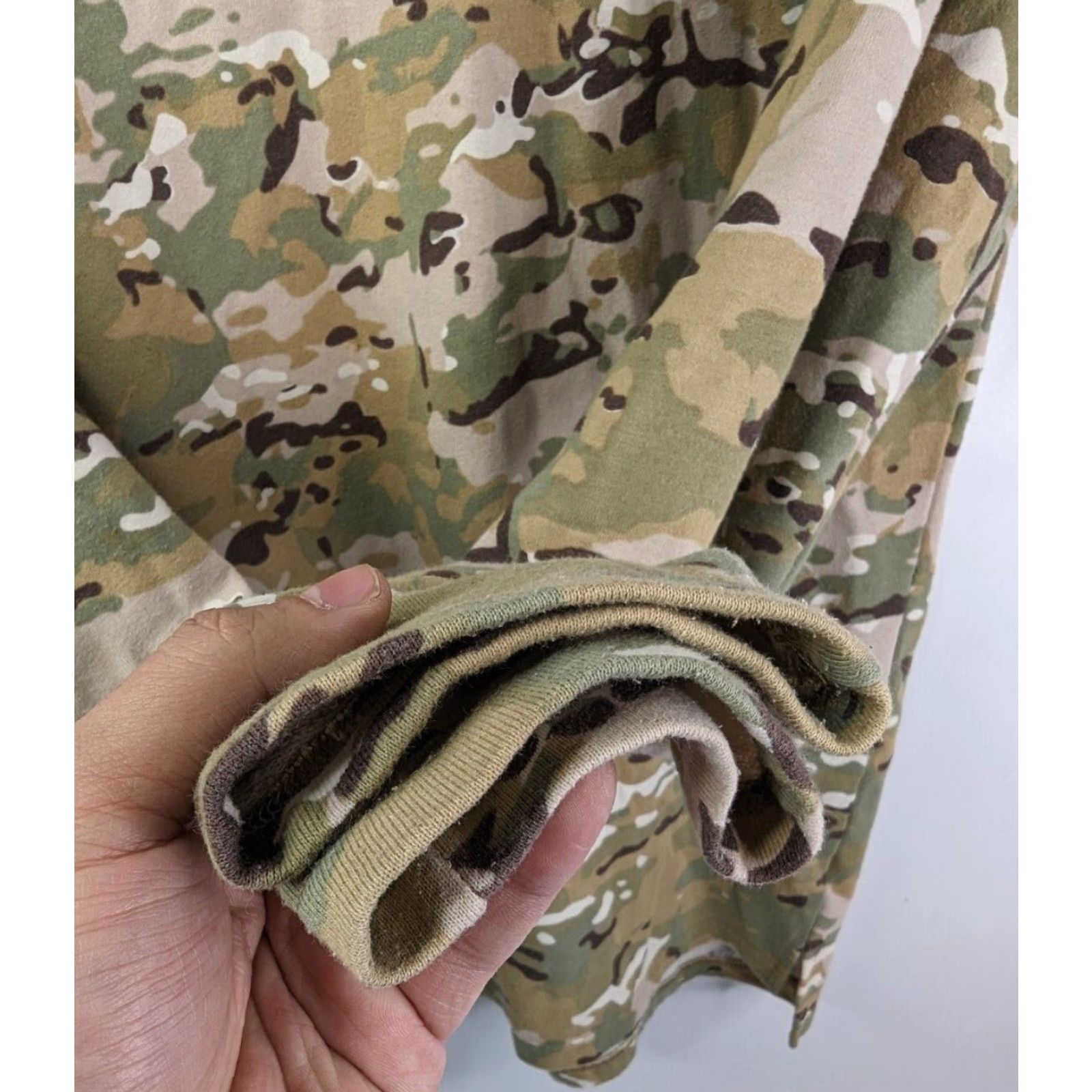 Pacsun Pacsun Hoodie Camouflage Longer Fit Pullover Sweatshirt Size L Mens Beige Multicolor Crew Neck Pullover, Colorful, Jersey Cotton Size US L / EU 52-54 / 3 - 3 Thumbnail
