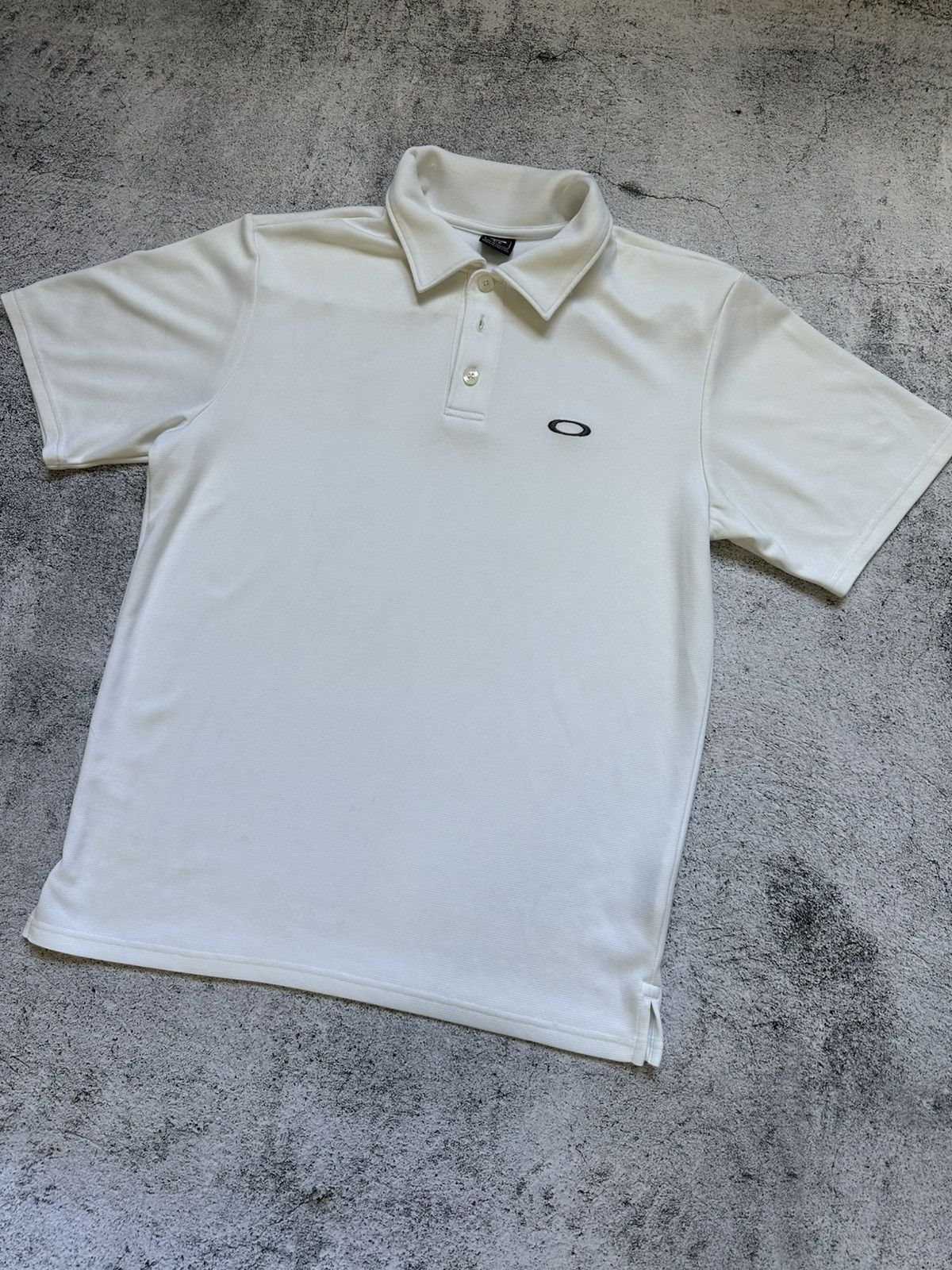 Oakley Vintage Oakley T-shirt Black Logo Mens S Size Size US S / EU 44-46 / 1 - 5 Thumbnail