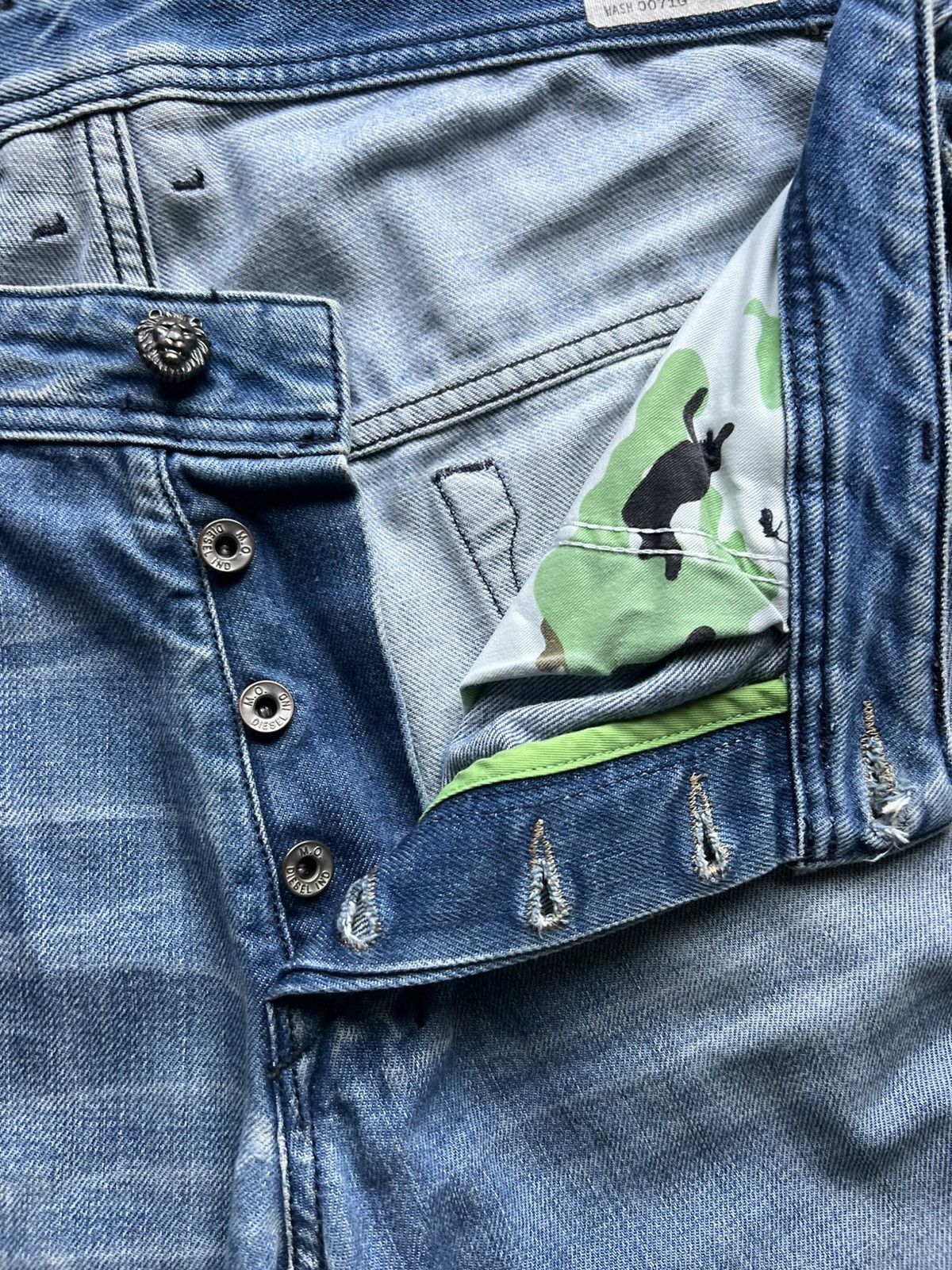 Diesel DIESEL ONIJO 0071G “Paint Splatter” Archive Denim – W34 L32, Size US 34 / EU 50 - 9 Thumbnail