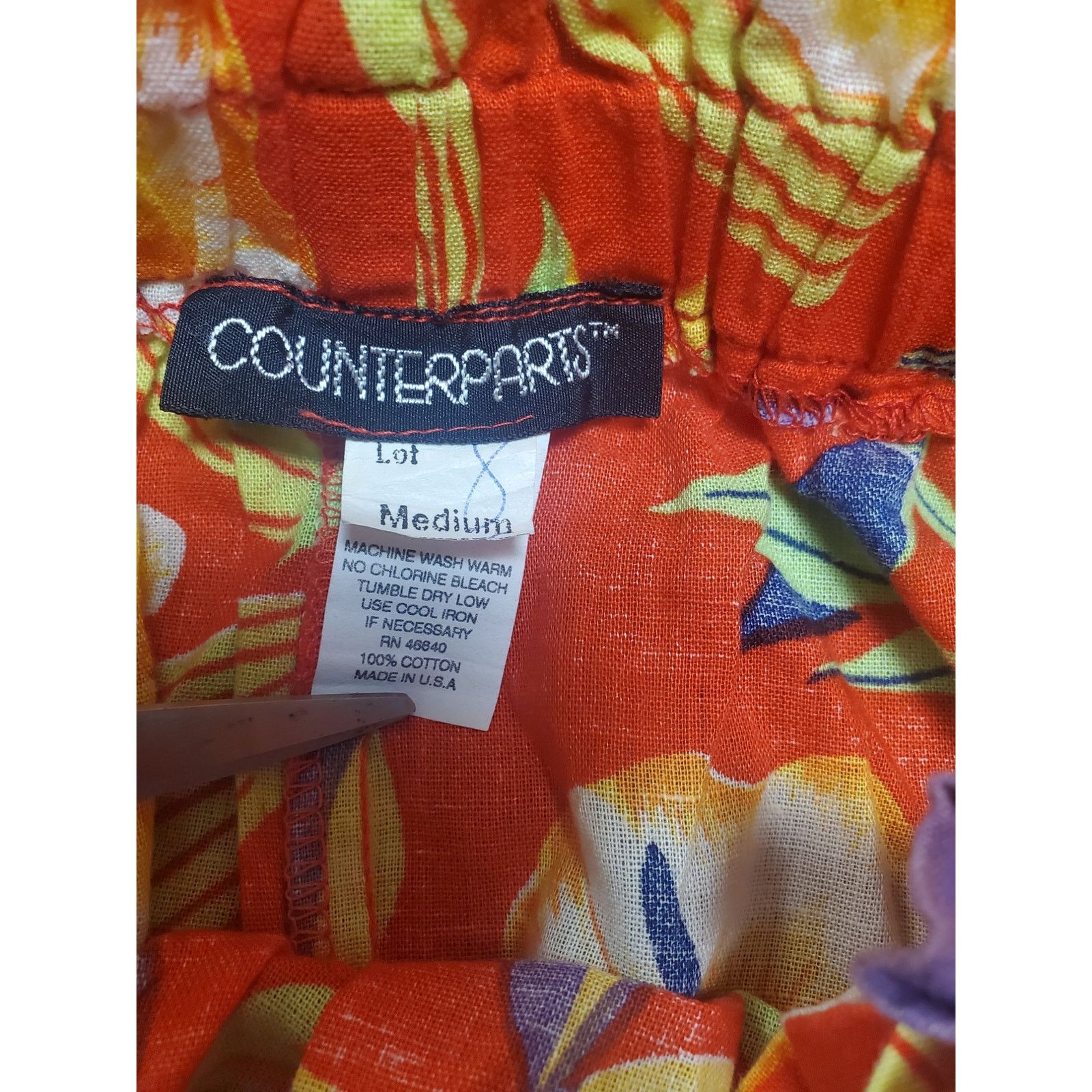 Other Women's Vintage Counterparts M Red Tropical Bermuda Shorts Size 25" / US 0 / IT 36 - 3 Thumbnail