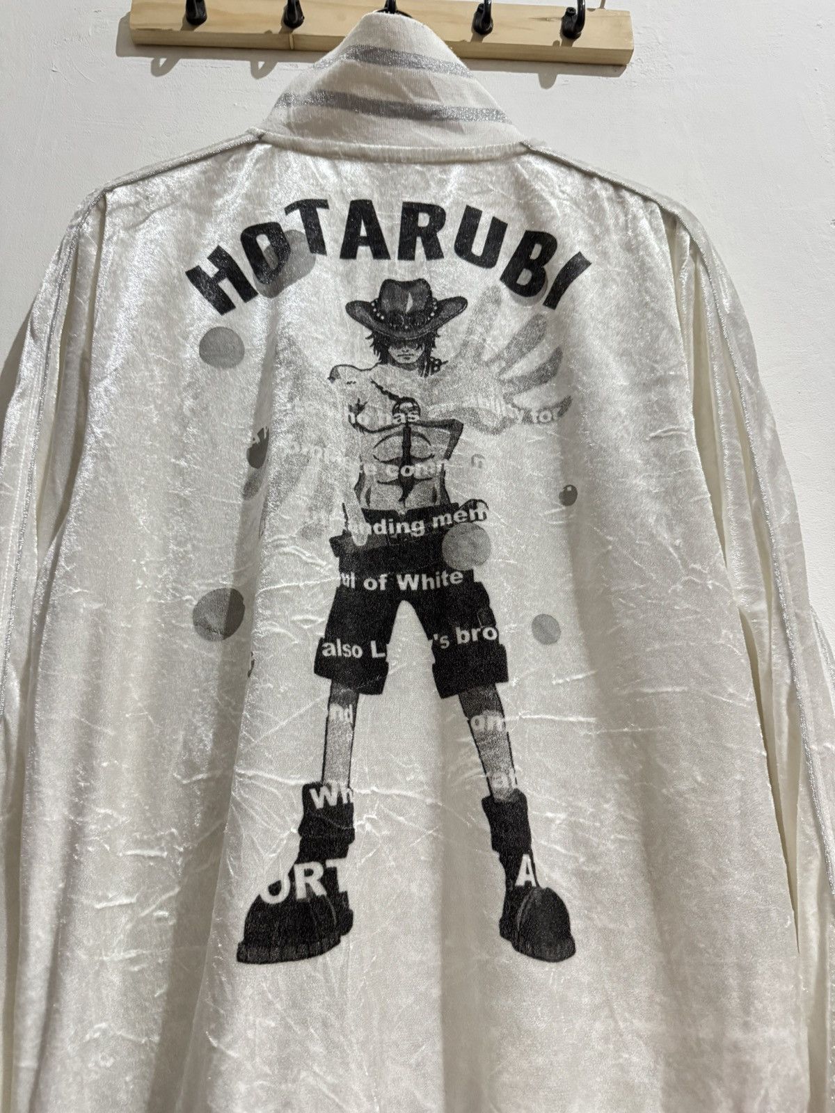 One Piece RARE ONE PIECE PORTGAS D. ACE VELVET TRACK JACKET Size US L / EU 52-54 / 3 - 3 Thumbnail