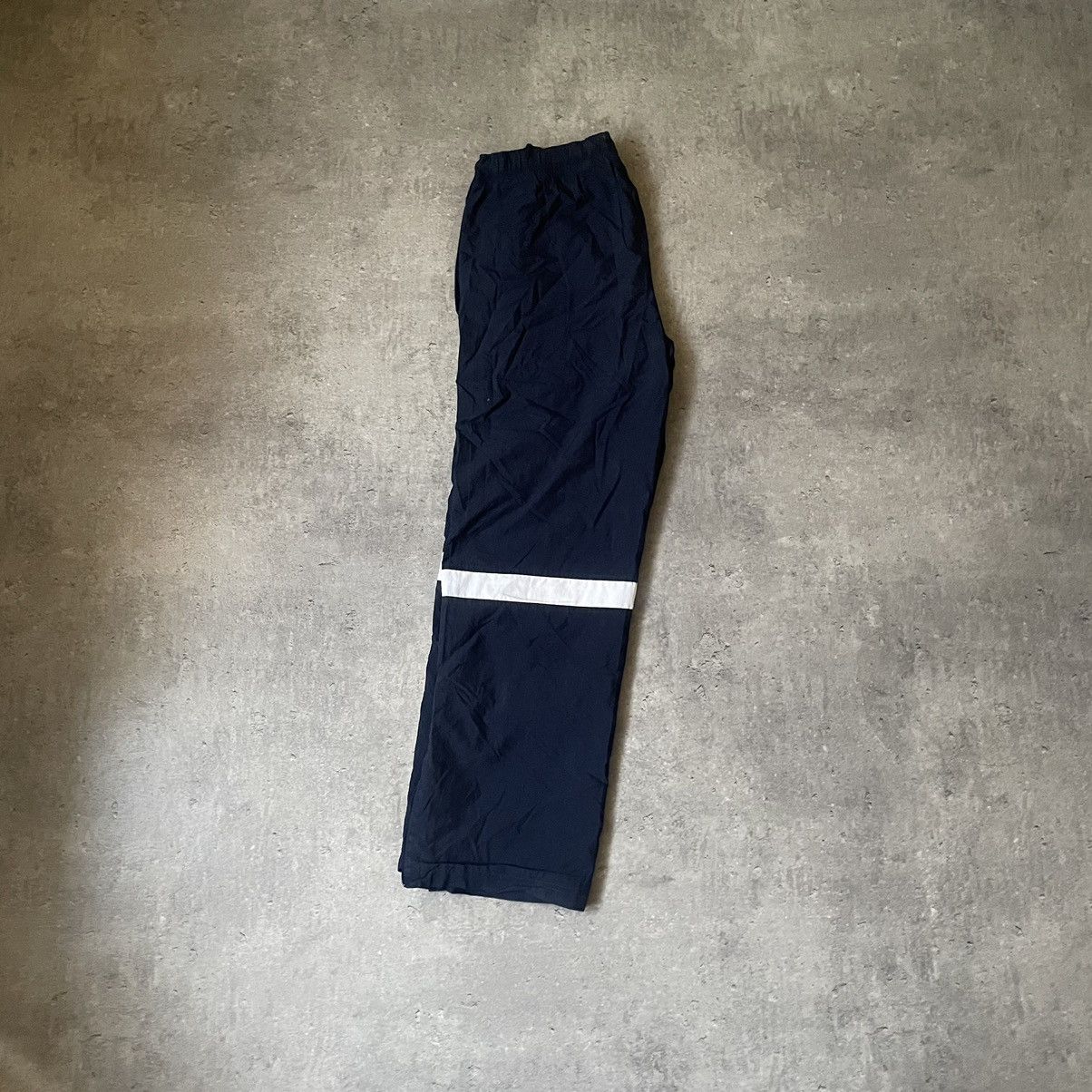 Nike × Vintage Vintage Nike 90s Nylon Track Pants Size US 32 / EU 48 - 6 Thumbnail
