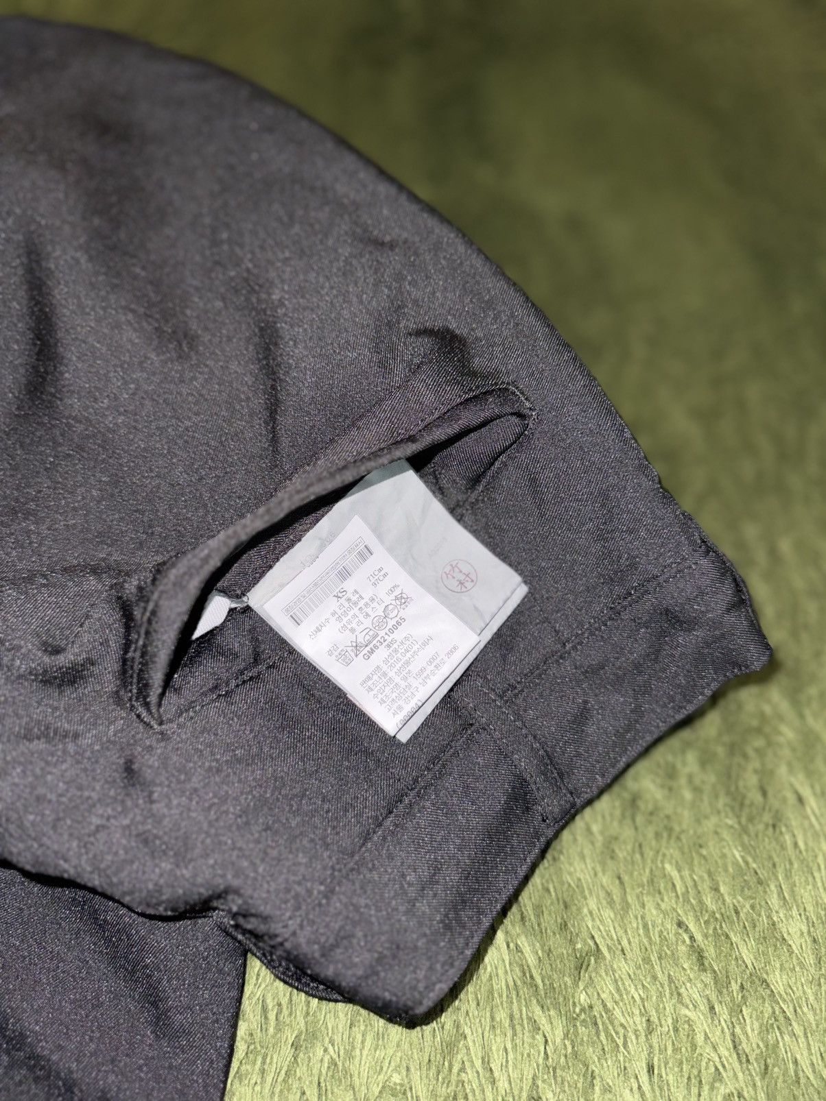 Comme des Garcons Black [XS] Comme des Garçons BLACK 16SS Cropped Polyester Pants Size US 29 - 9 Thumbnail