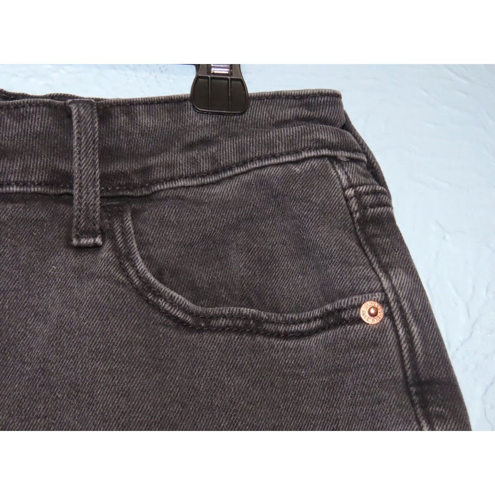 Old Navy Old Navy Women's 12 Petite Extra High-Rise Flare Black Jeans 31x27 Jeans Flared Black Womens 12 Petite Adjustable Rise City Size 34" / US 12 / IT 48 - 5 Thumbnail
