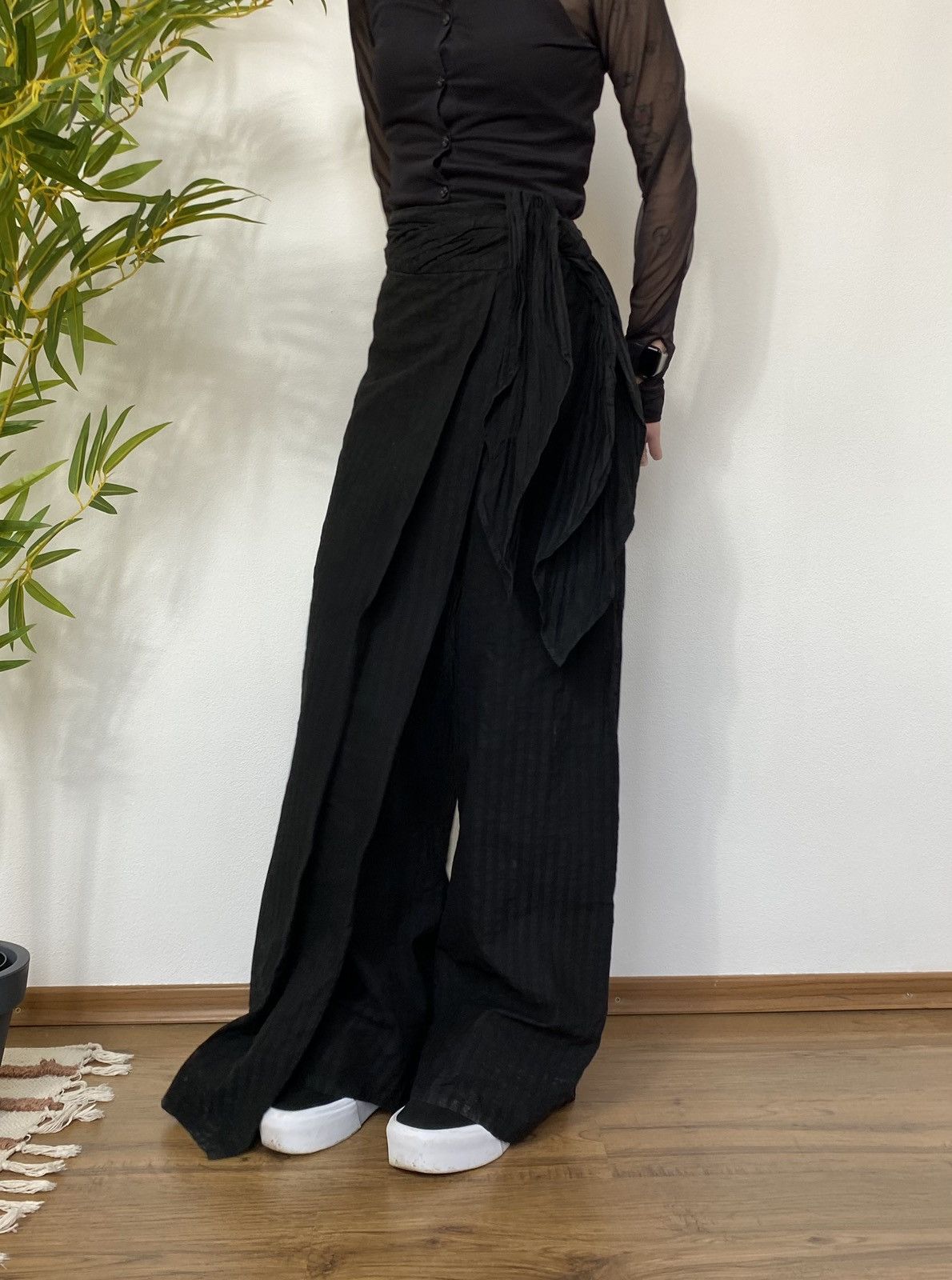 Kenzo VINTAGE KENZO WIDE TROUSERS OVERLAPPED SKIRT Size 27" / US 4 / IT 40 - 9 Thumbnail