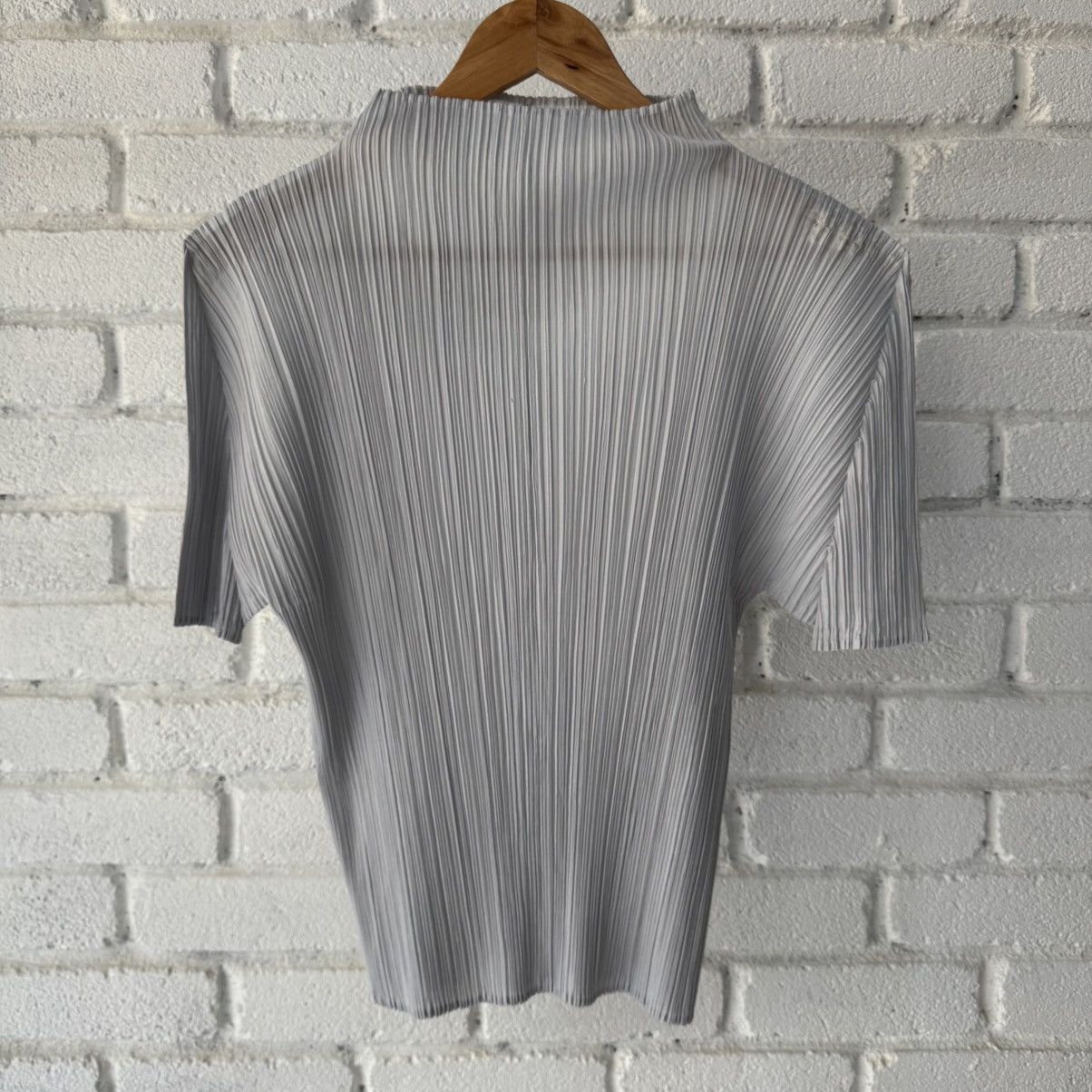 Pleats Please Issey Miyake Issey Miyake Pleats Please Top Size S / US 4 / IT 40 - 1 Thumbnail