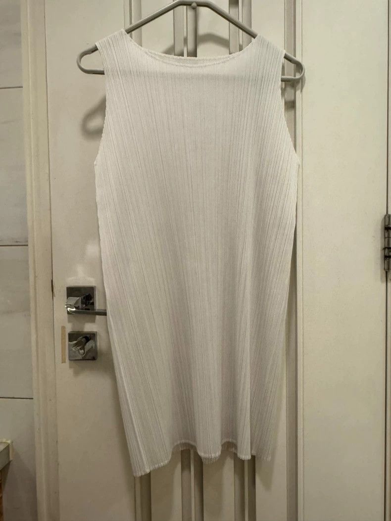 Issey Miyake Issey Miyake size:3 white dress Size M / US 6-8 / IT 42-44 - 1 Thumbnail