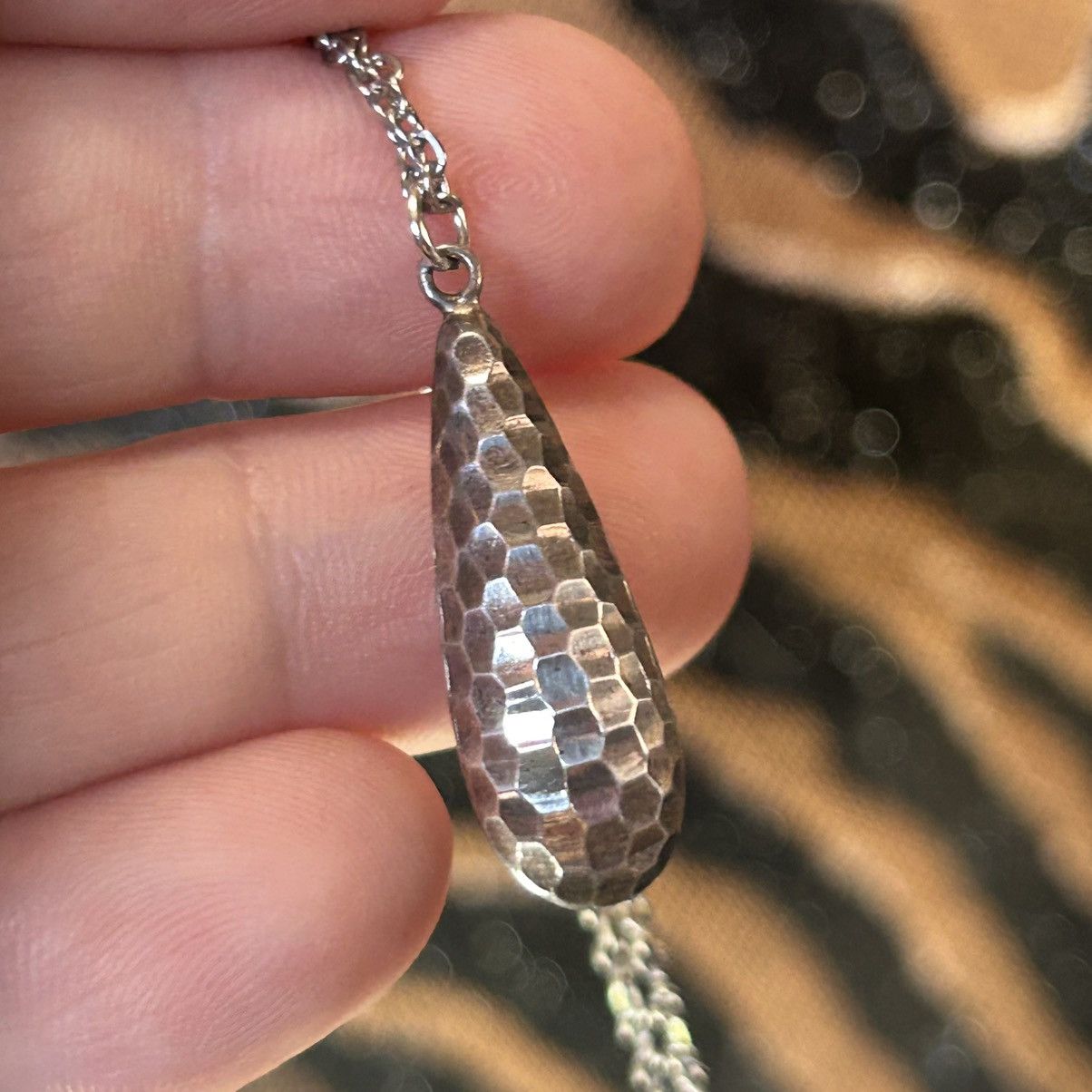 Vintage Handcrafted vintage hammered elongated raindrop necklace Size ONE SIZE - 5 Thumbnail